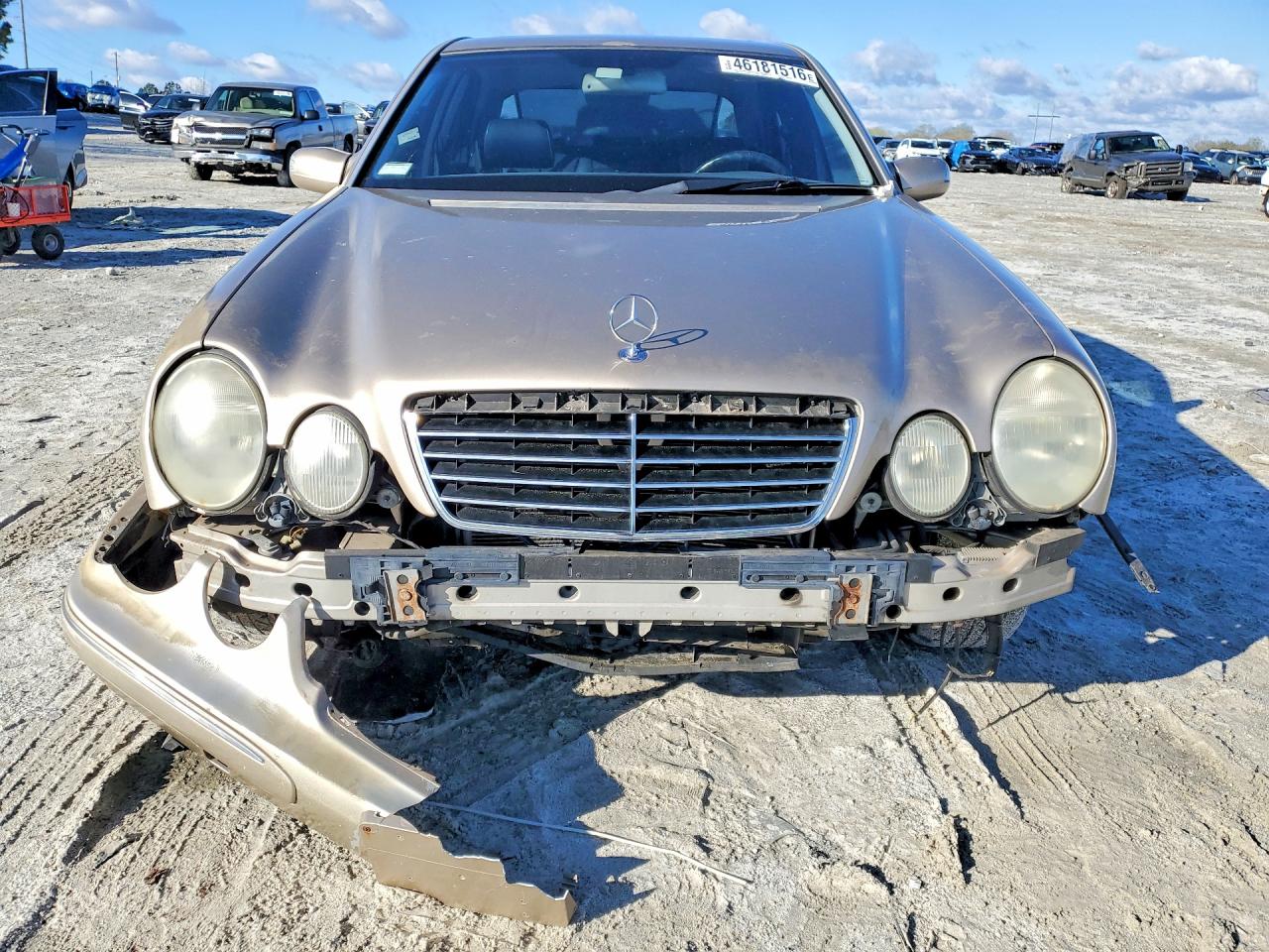 2002 Mercedes-benz E 320 Золотой vin: WDBJF65J32B464543