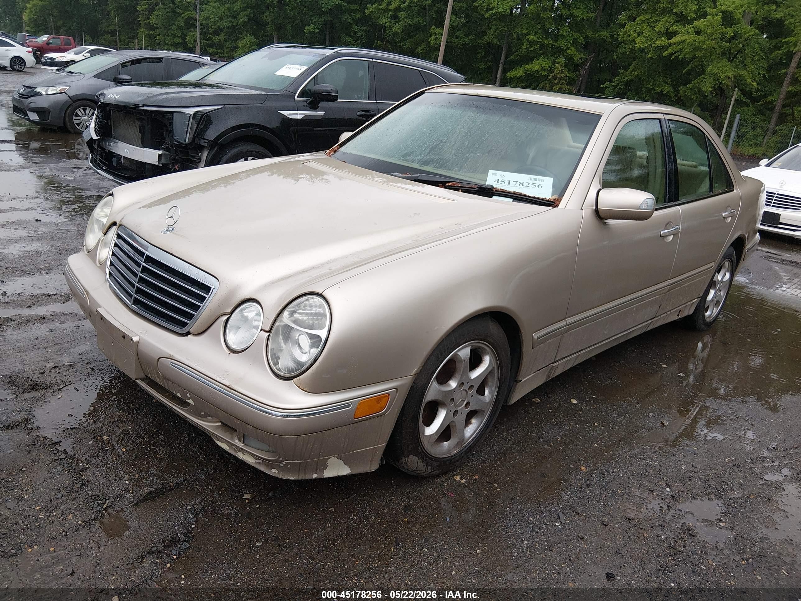 2002 Mercedes-benz E 320 Special Edition Gold vin: WDBJF65J32B500215