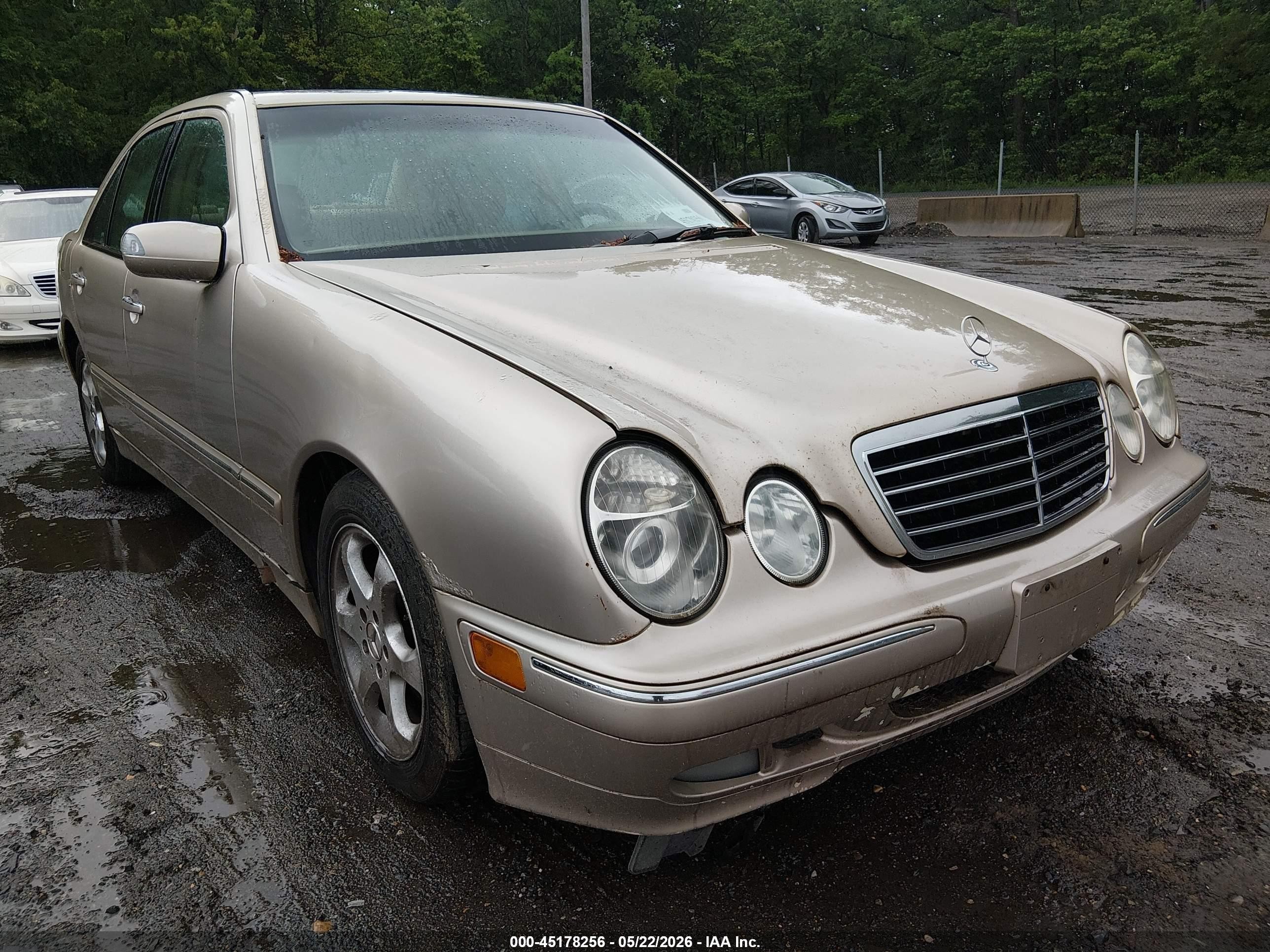 2002 Mercedes-benz E 320 Special Edition Gold vin: WDBJF65J32B500215
