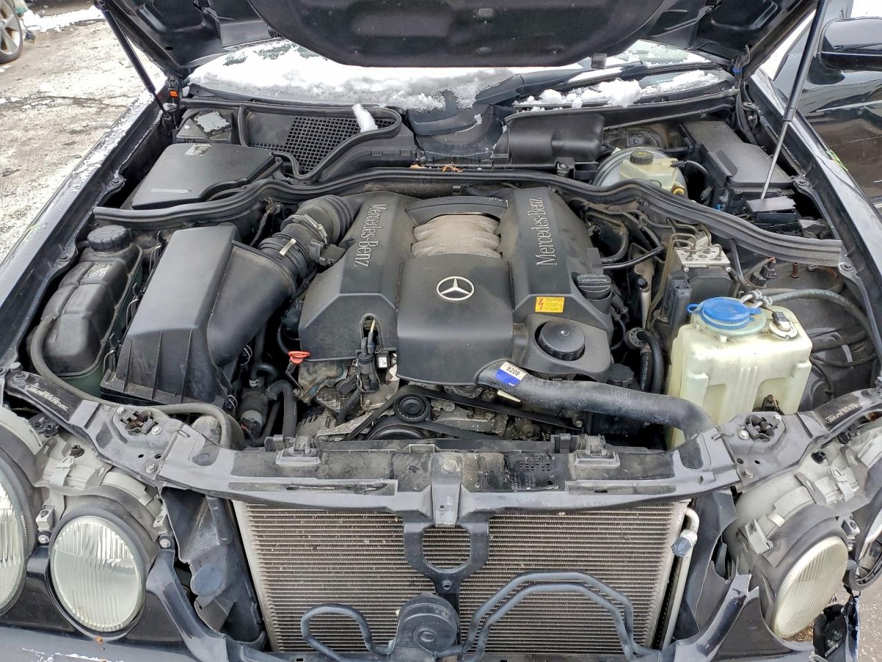 2000 Mercedes-benz E 320 Black vin: WDBJF65J3YA979167