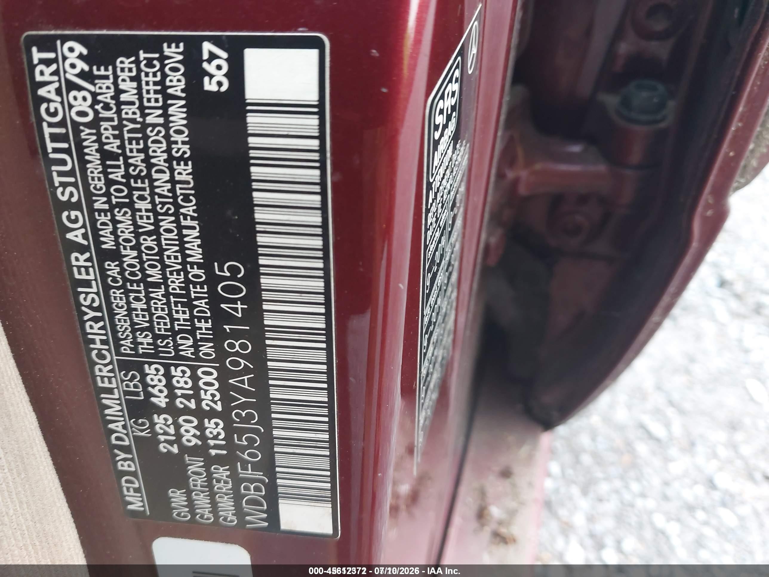 2000 Mercedes-benz E 320   Burgundy vin: WDBJF65J3YA981405