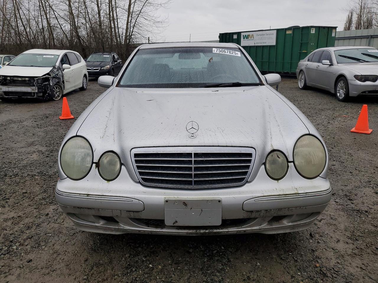 2000 Mercedes-benz E 320 Серебряный vin: WDBJF65J3YB030230