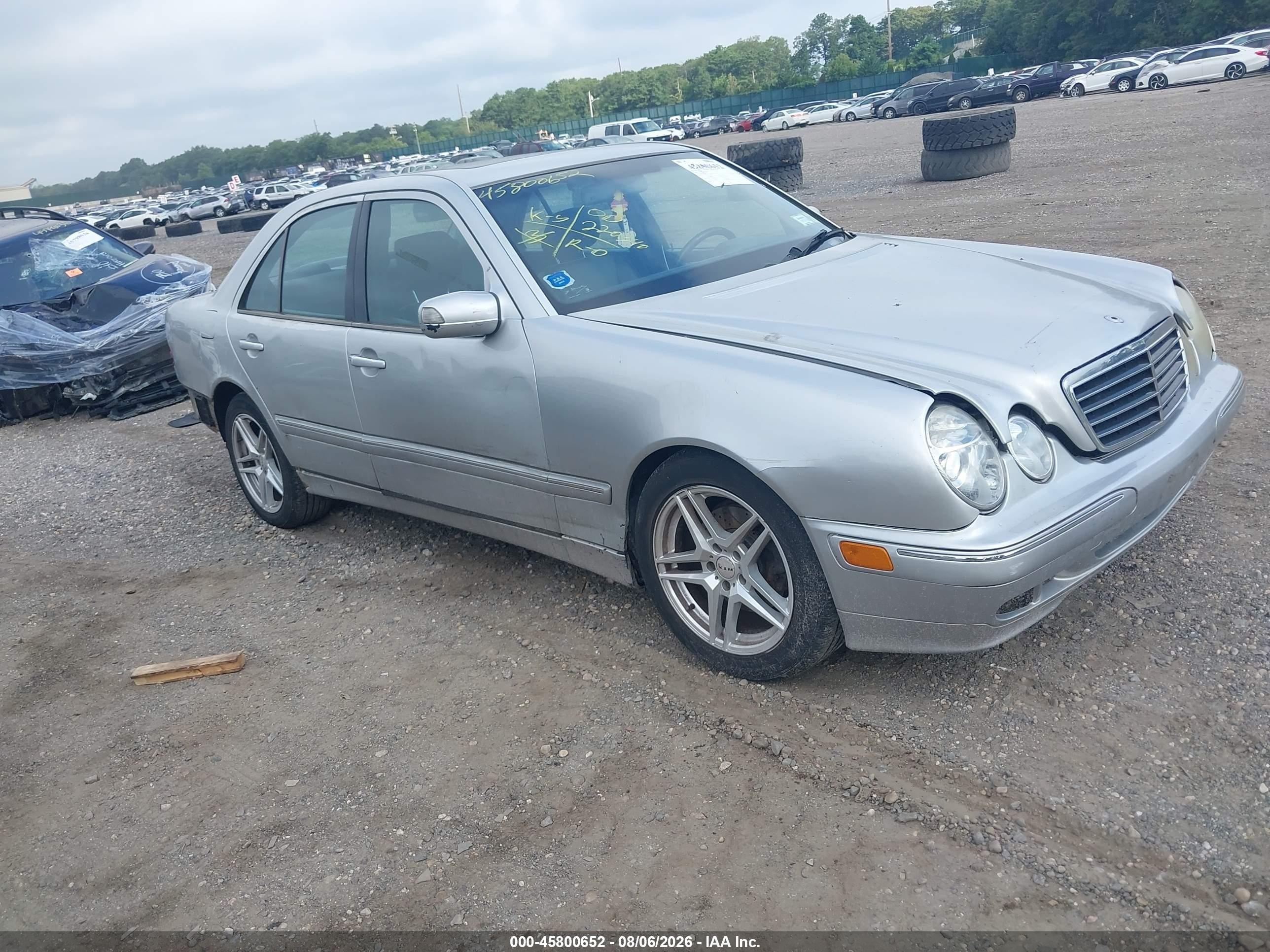 2000 Mercedes-benz E 320   Silver vin: WDBJF65J3YB119053