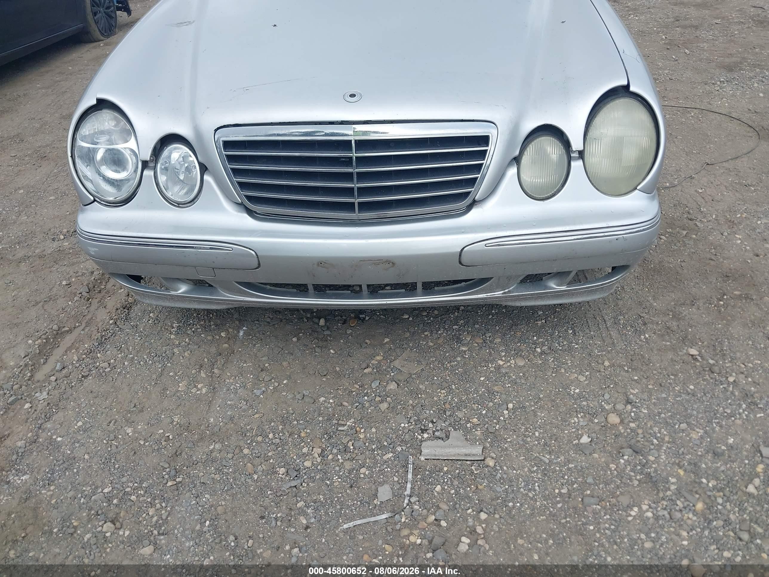 2000 Mercedes-benz E 320   Silver vin: WDBJF65J3YB119053