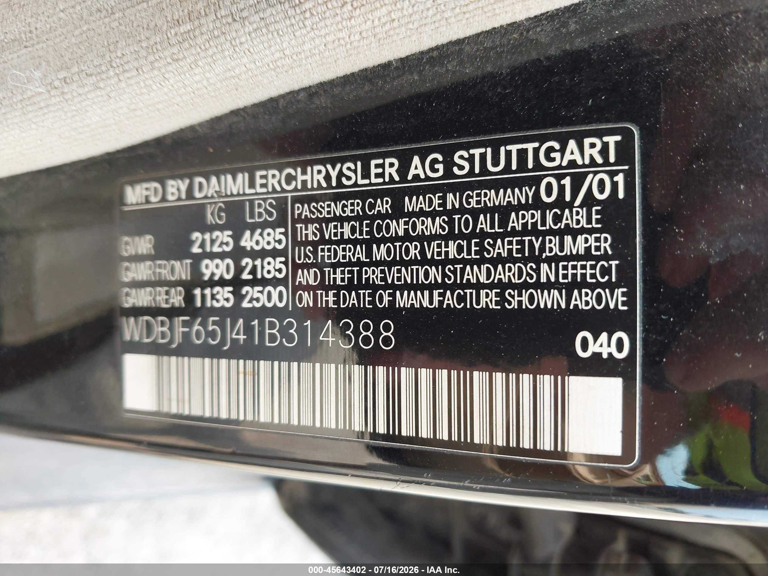 2001 Mercedes-benz E 320   Black vin: WDBJF65J41B314388