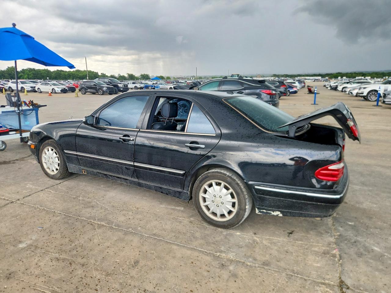 2000 Mercedes-benz E 320 Black vin: WDBJF65J4YB061311