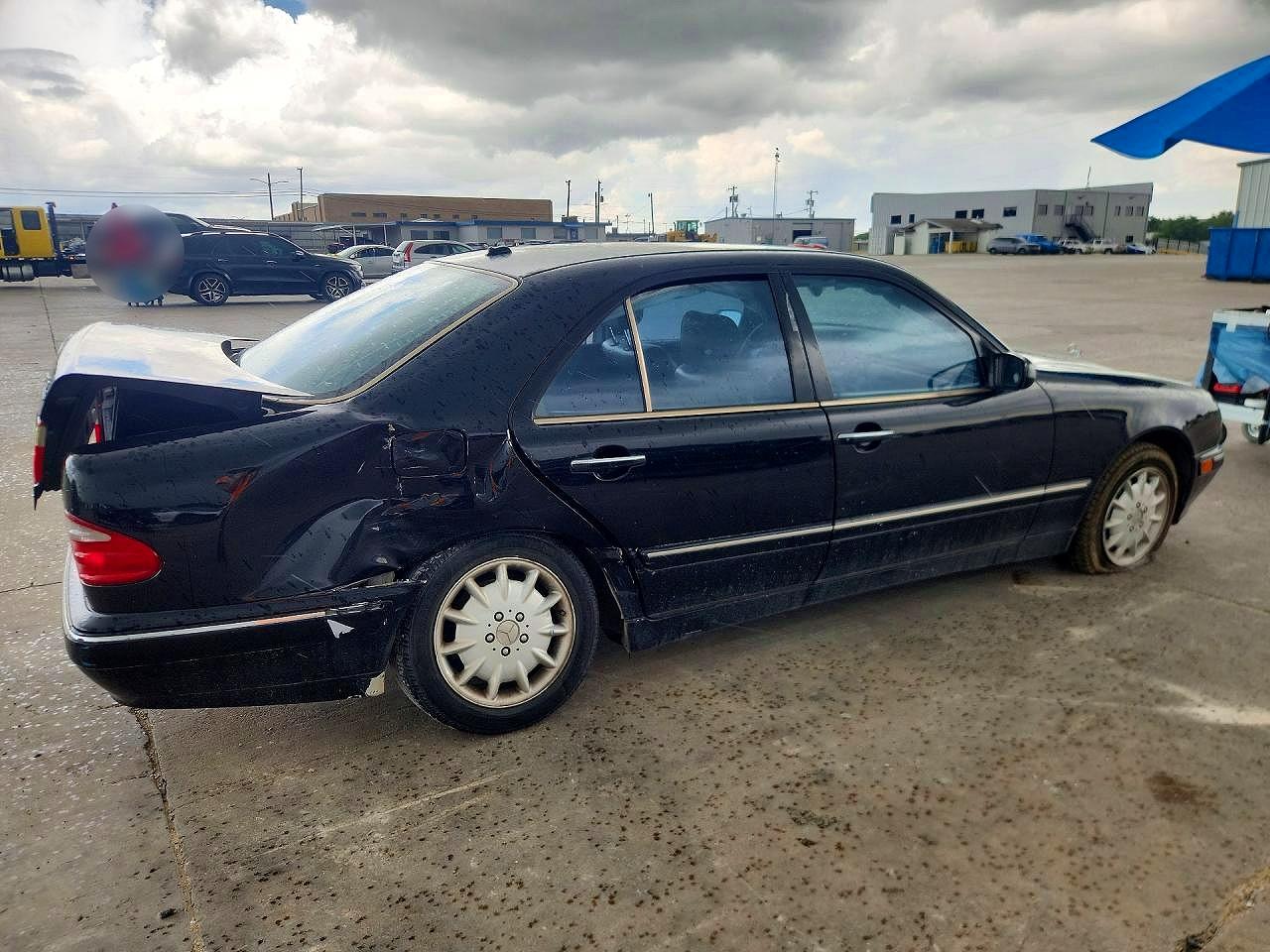 2000 Mercedes-benz E 320 Black vin: WDBJF65J4YB061311