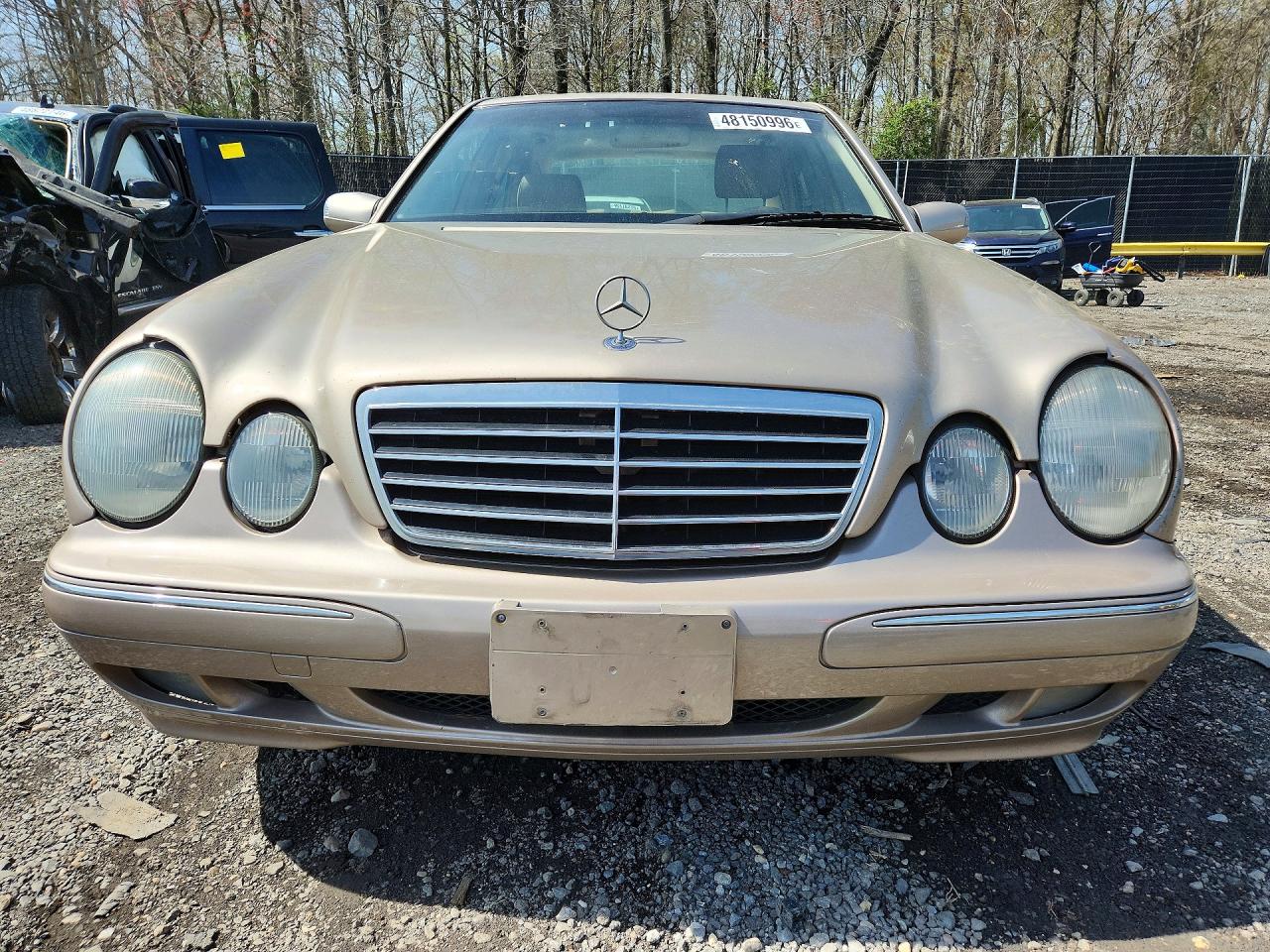 2000 Mercedes-benz E 320 Beige vin: WDBJF65J4YB123676