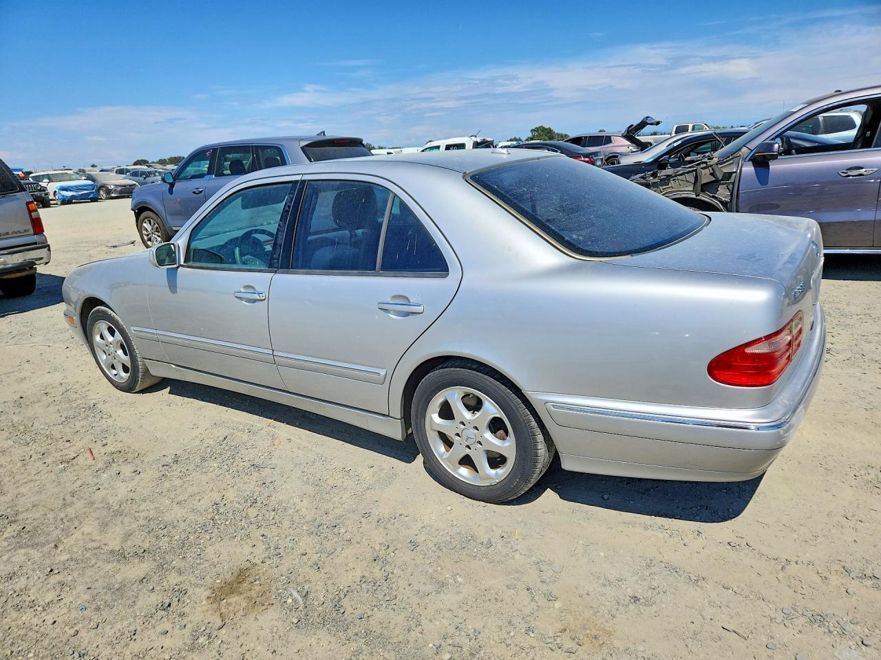 2002 Mercedes-benz E 320 Silver vin: WDBJF65J52B412959