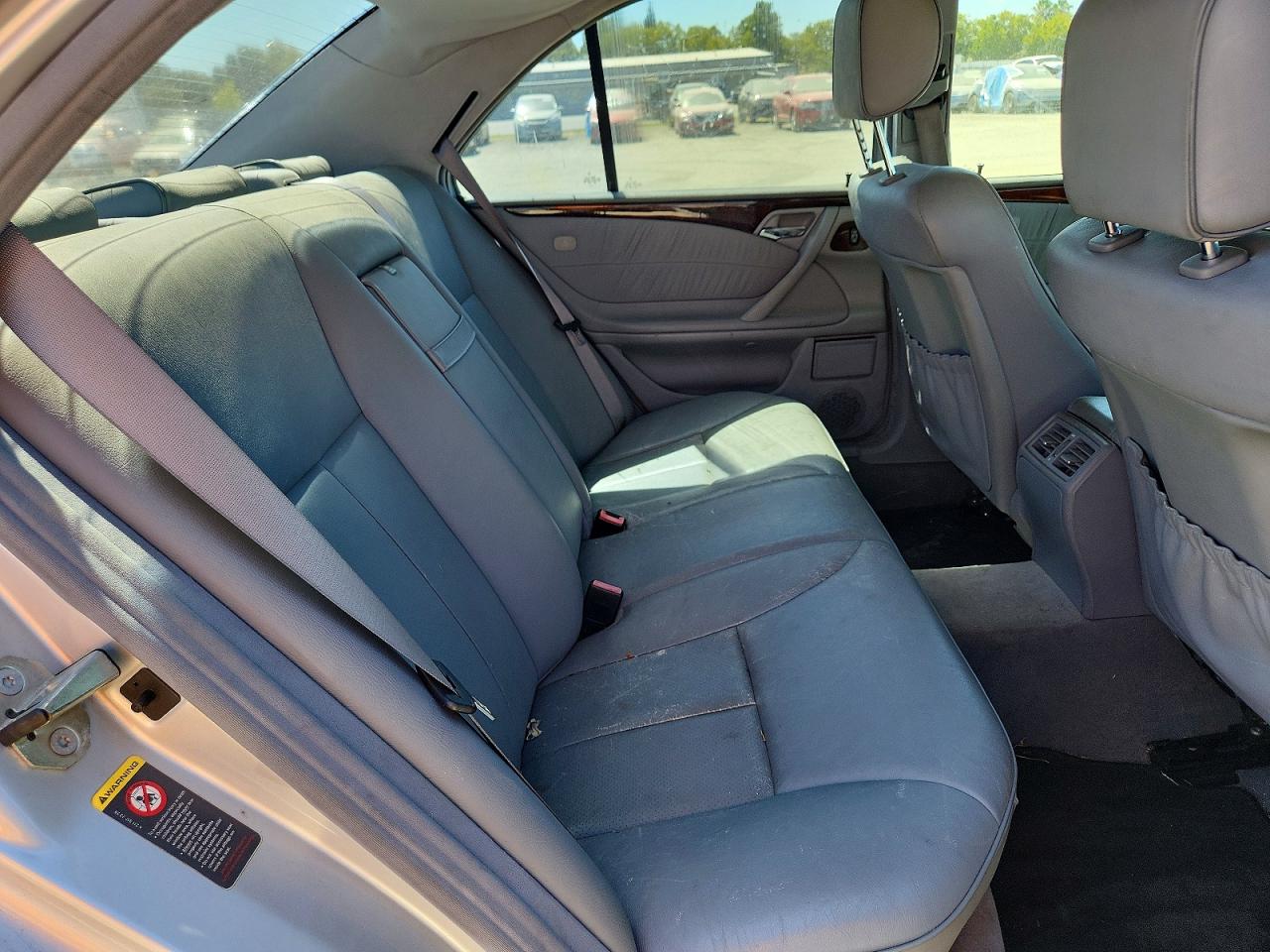 2002 Mercedes-benz E 320 Silver vin: WDBJF65J52B412959