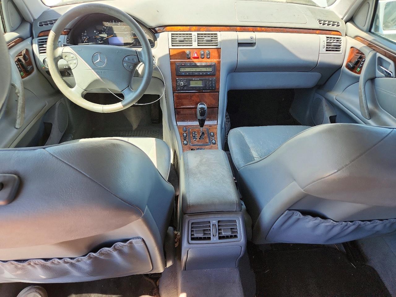 2002 Mercedes-benz E 320 Silver vin: WDBJF65J52B412959