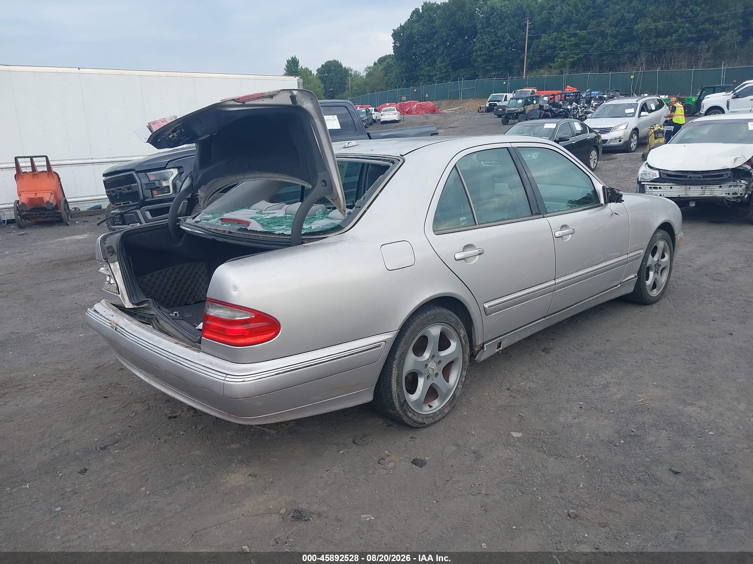 2002 Mercedes-benz E 320 Special Edition Silver vin: WDBJF65J52B486463