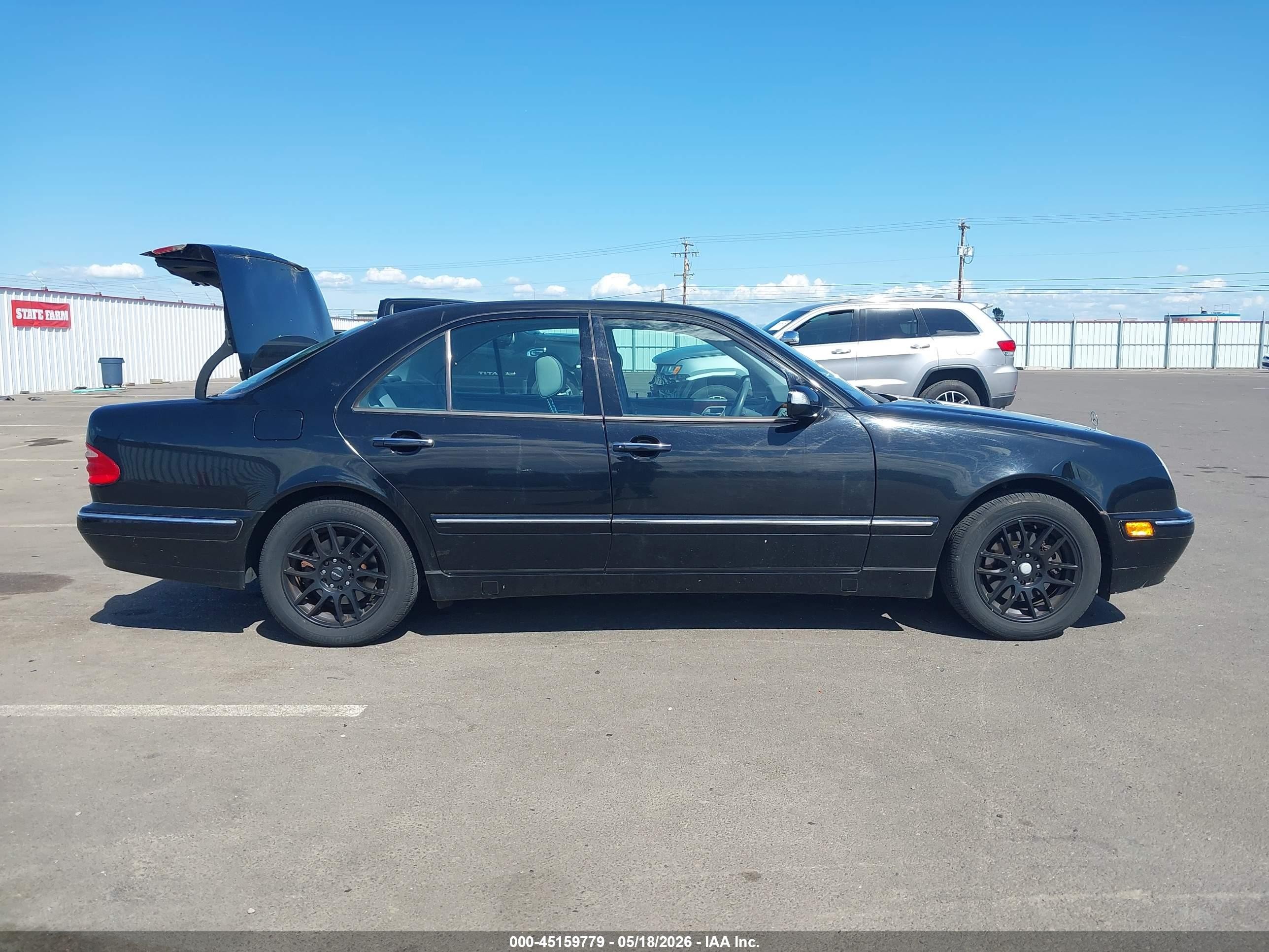 2002 Mercedes-benz E 320 Special Edition Black vin: WDBJF65J52B499259