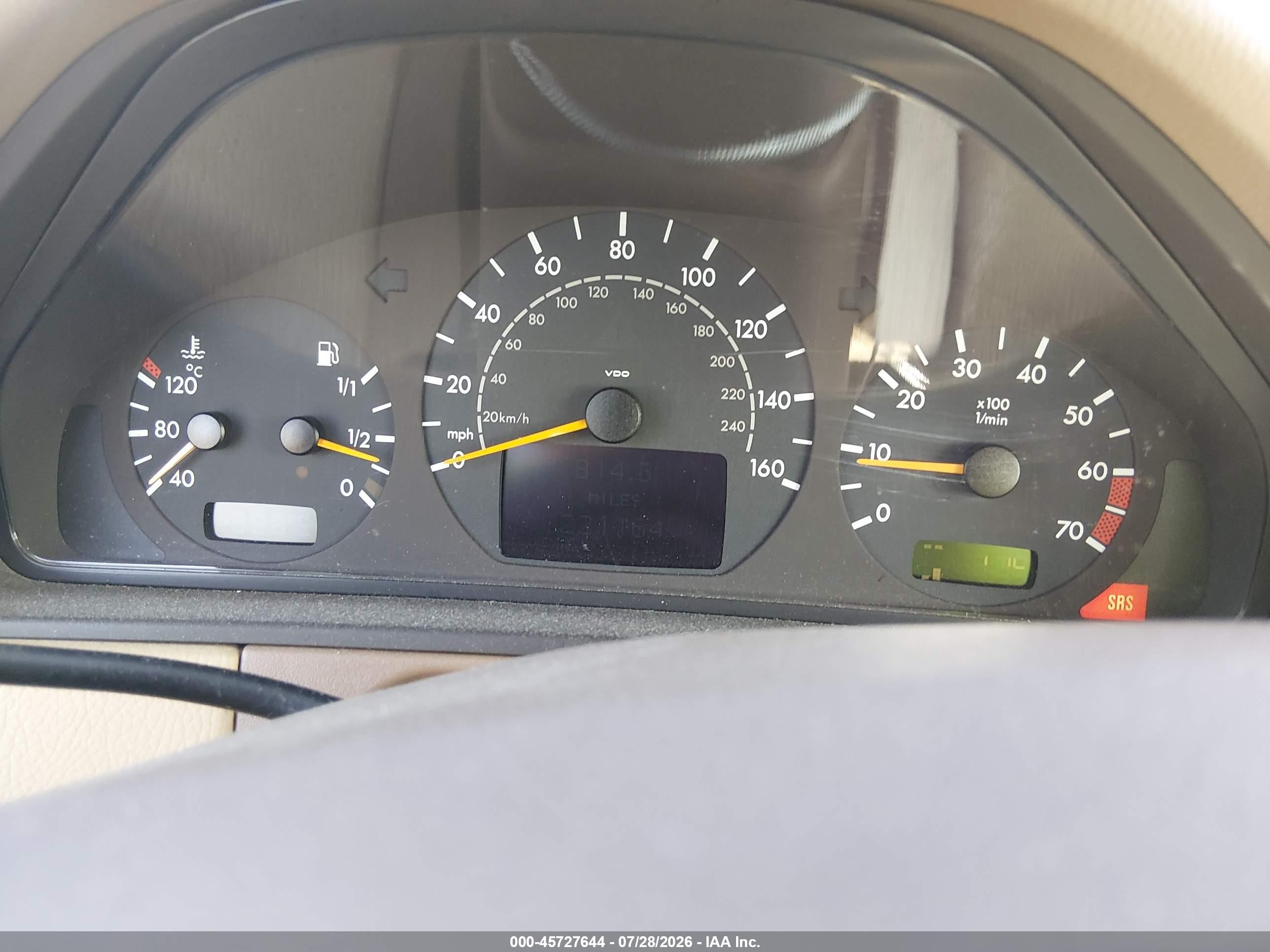 2000 Mercedes-benz E 320   Beige vin: WDBJF65J5YB089411