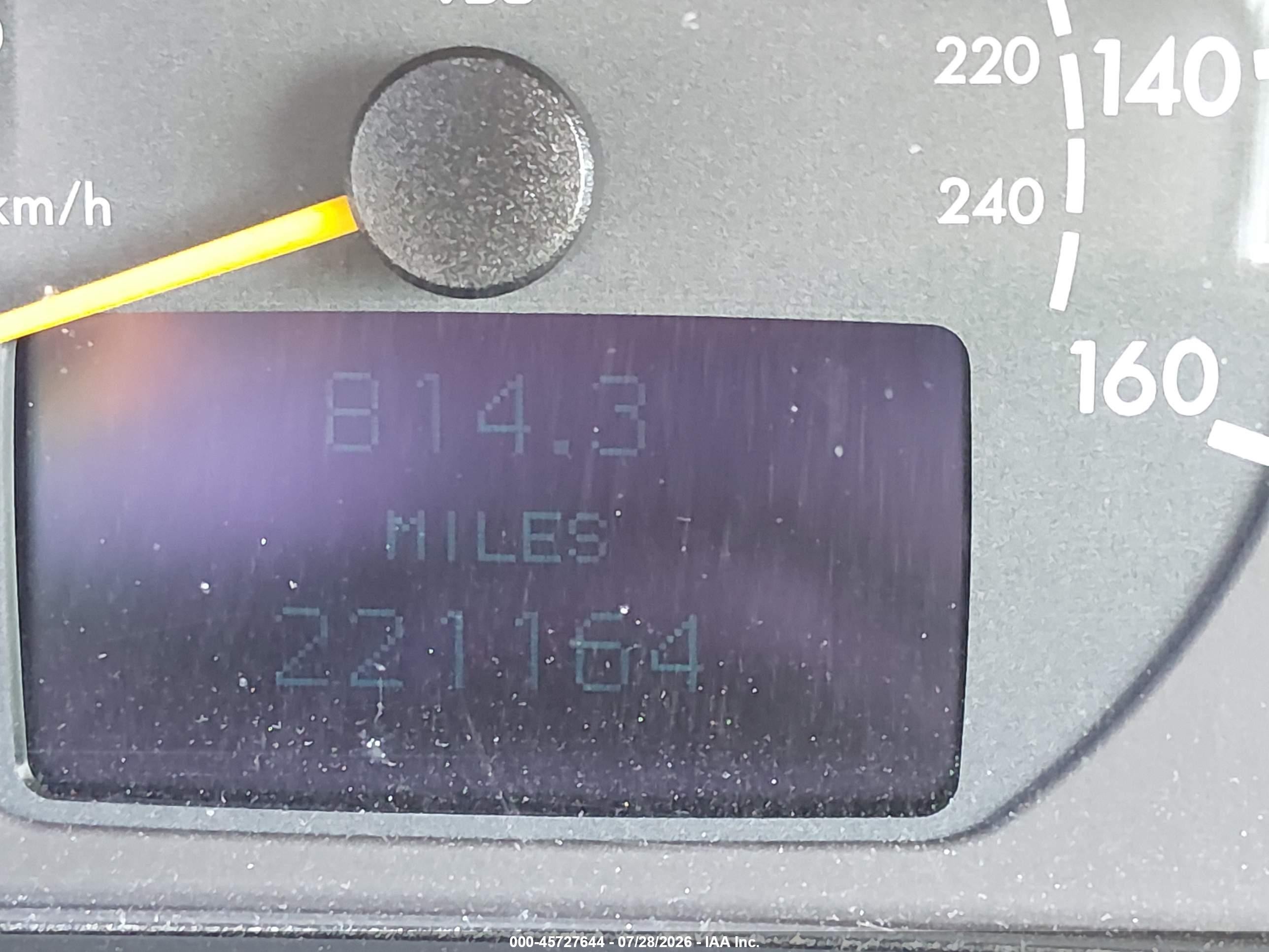 2000 Mercedes-benz E 320   Beige vin: WDBJF65J5YB089411
