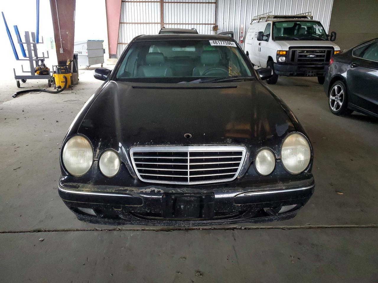 2000 Mercedes-benz E 320 Black vin: WDBJF65J5YB148487