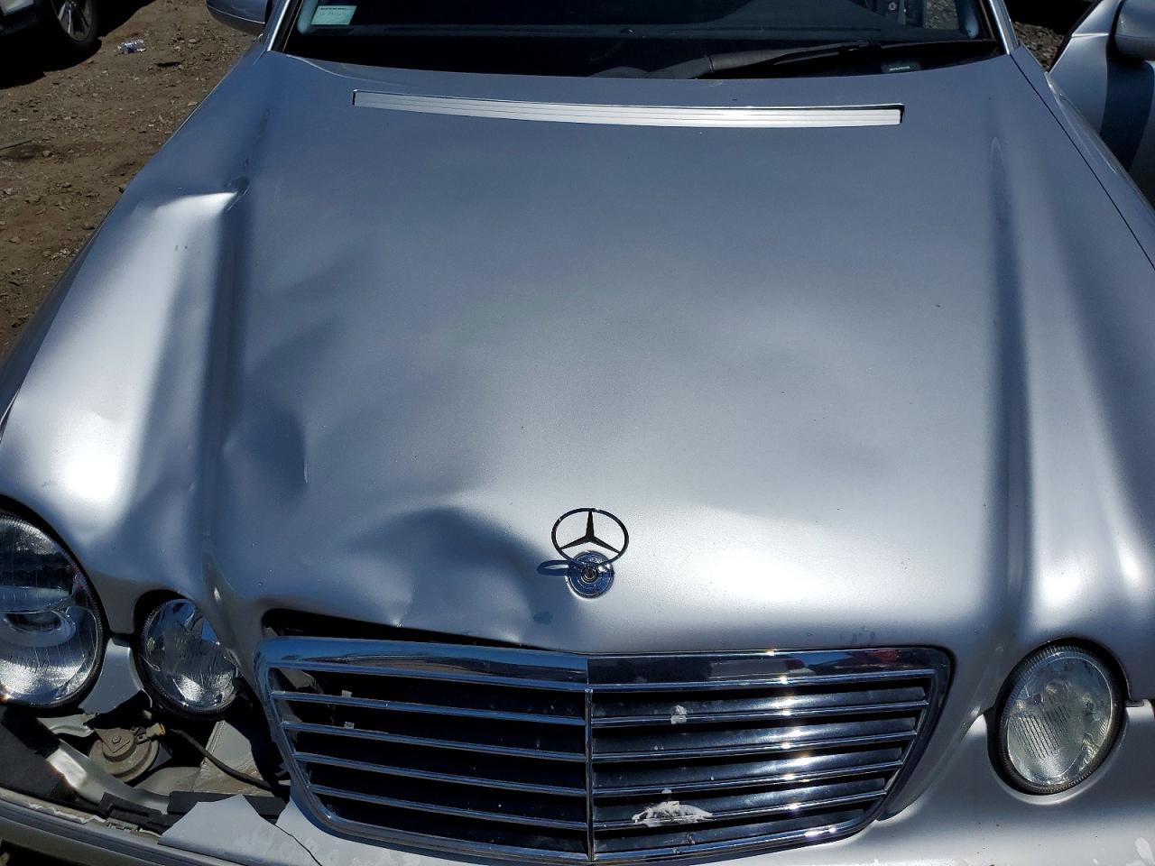 2000 Mercedes-benz E 320 Silver vin: WDBJF65J5YB157898