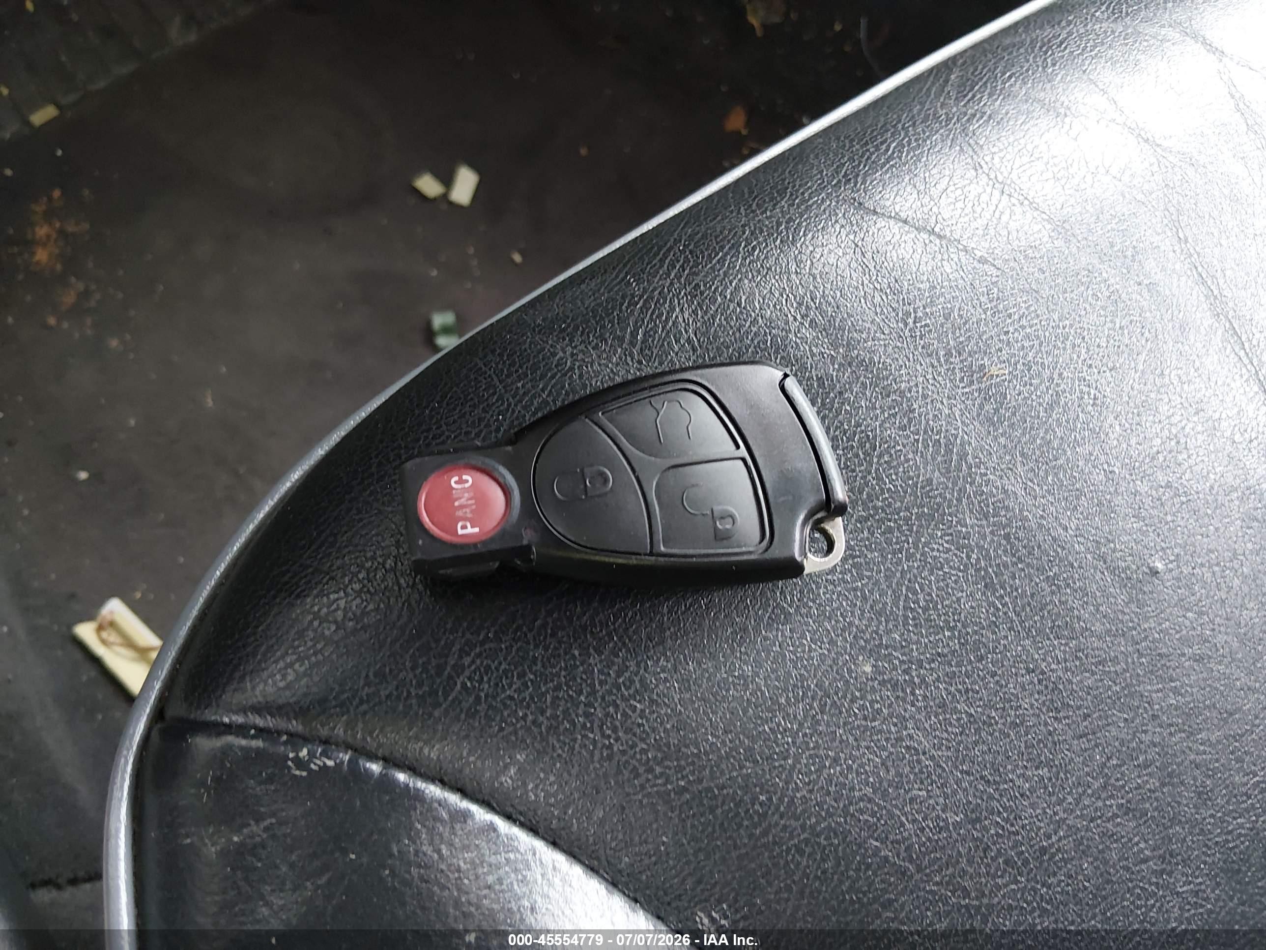2001 Mercedes-benz E 320 Черный vin: WDBJF65J61B252508