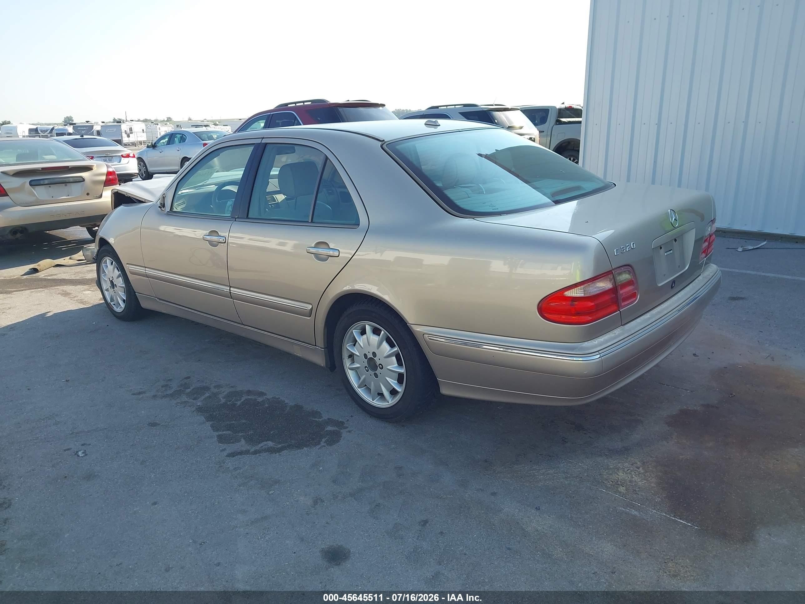 2000 Mercedes-benz E 320   Tan vin: WDBJF65J6YB079017