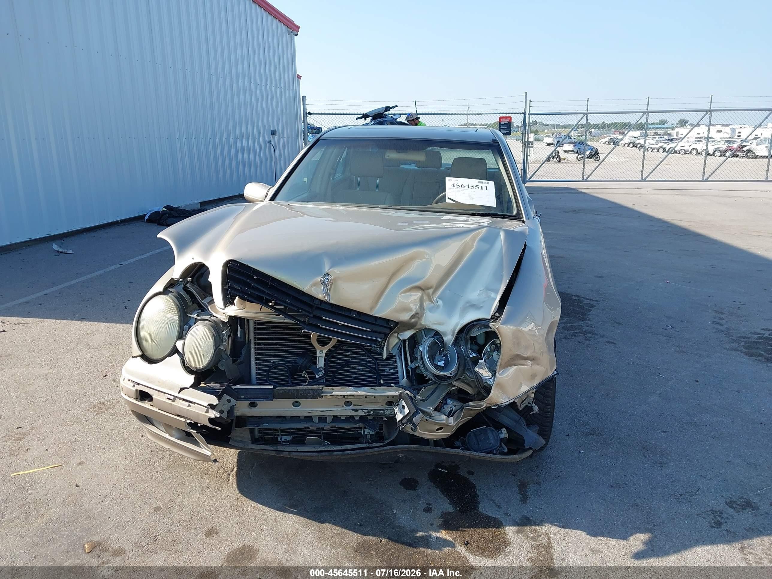 2000 Mercedes-benz E 320   Tan vin: WDBJF65J6YB079017