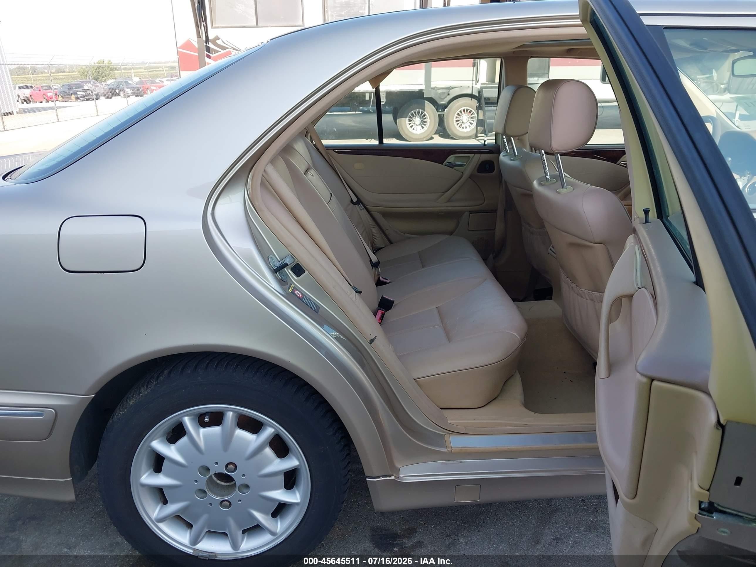 2000 Mercedes-benz E 320   Tan vin: WDBJF65J6YB079017