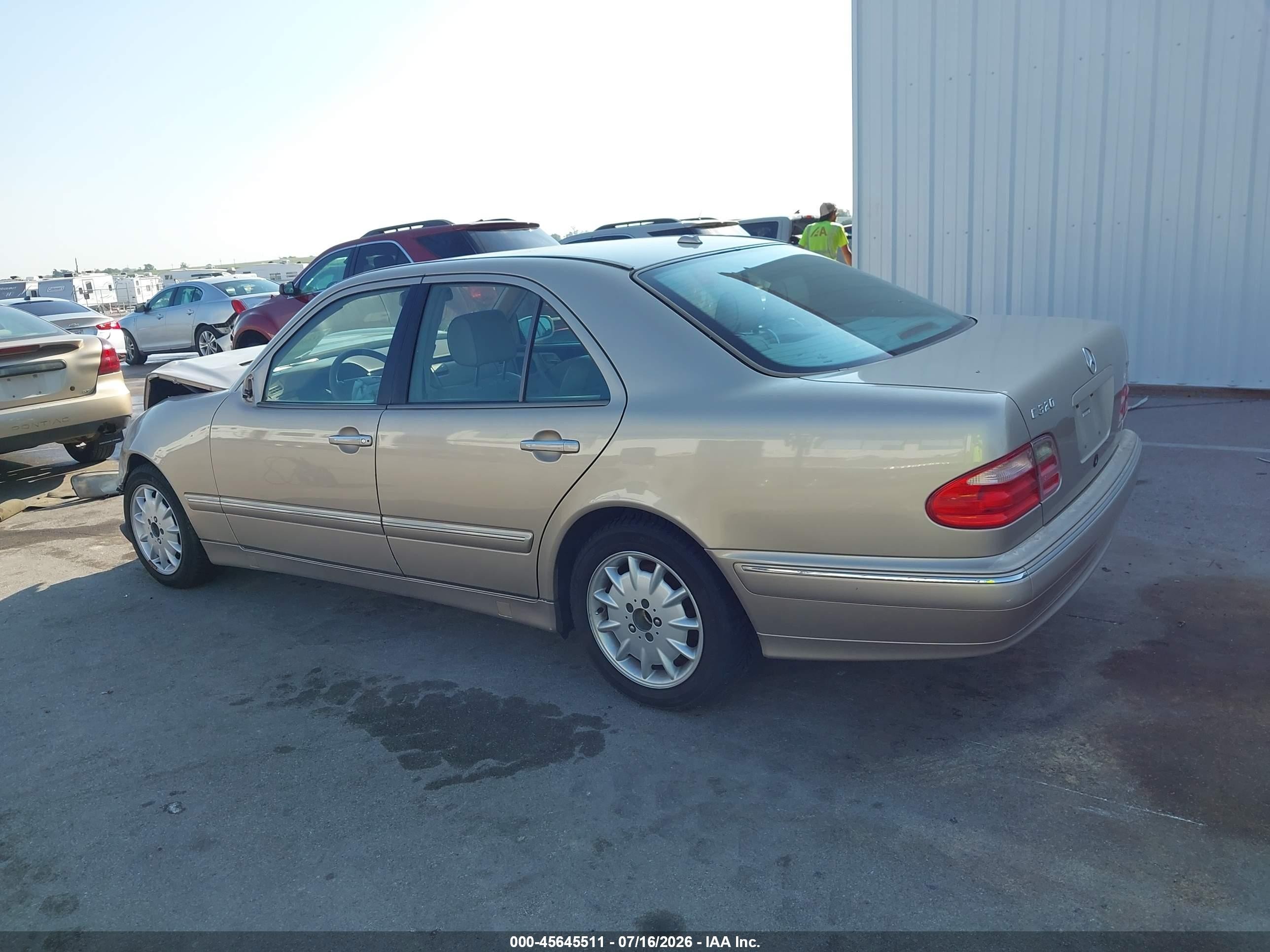 2000 Mercedes-benz E 320   Tan vin: WDBJF65J6YB079017