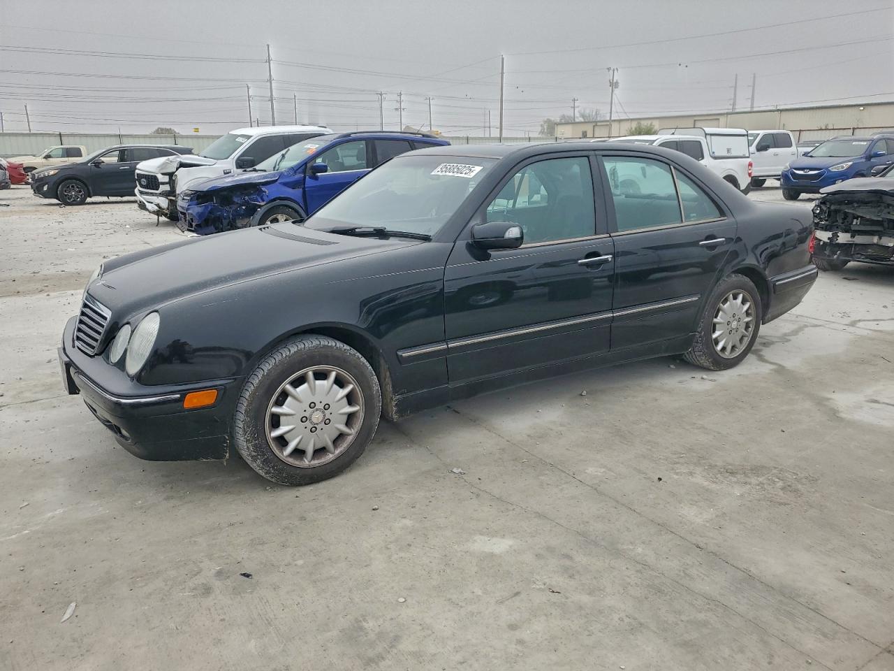 2000 Mercedes-benz E 320 Black vin: WDBJF65J6YB142049