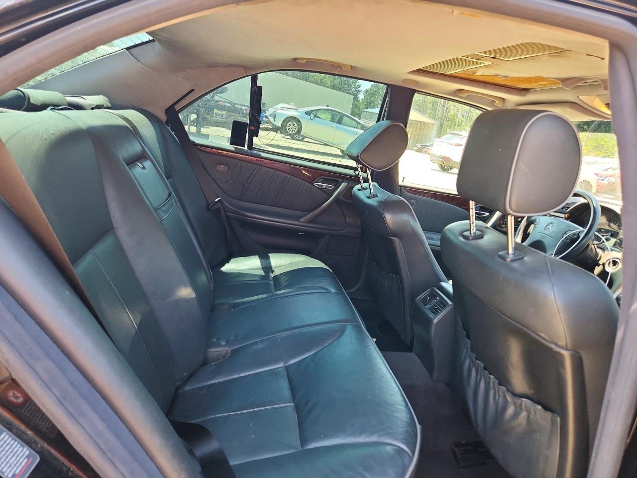 2000 Mercedes-benz E 320 Black vin: WDBJF65J6YB144514