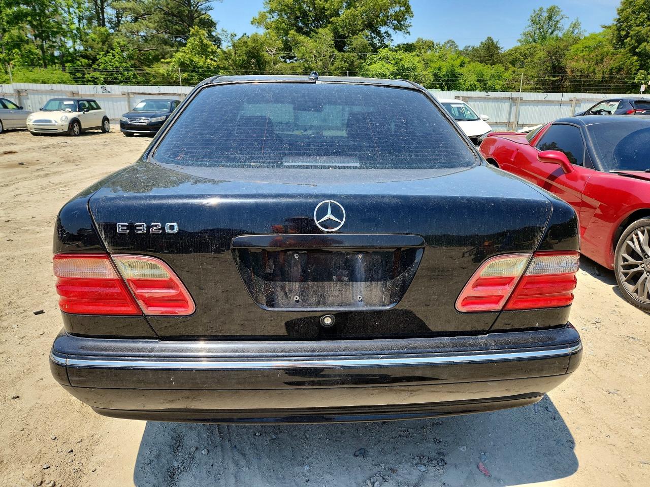 2000 Mercedes-benz E 320 Black vin: WDBJF65J6YB144514