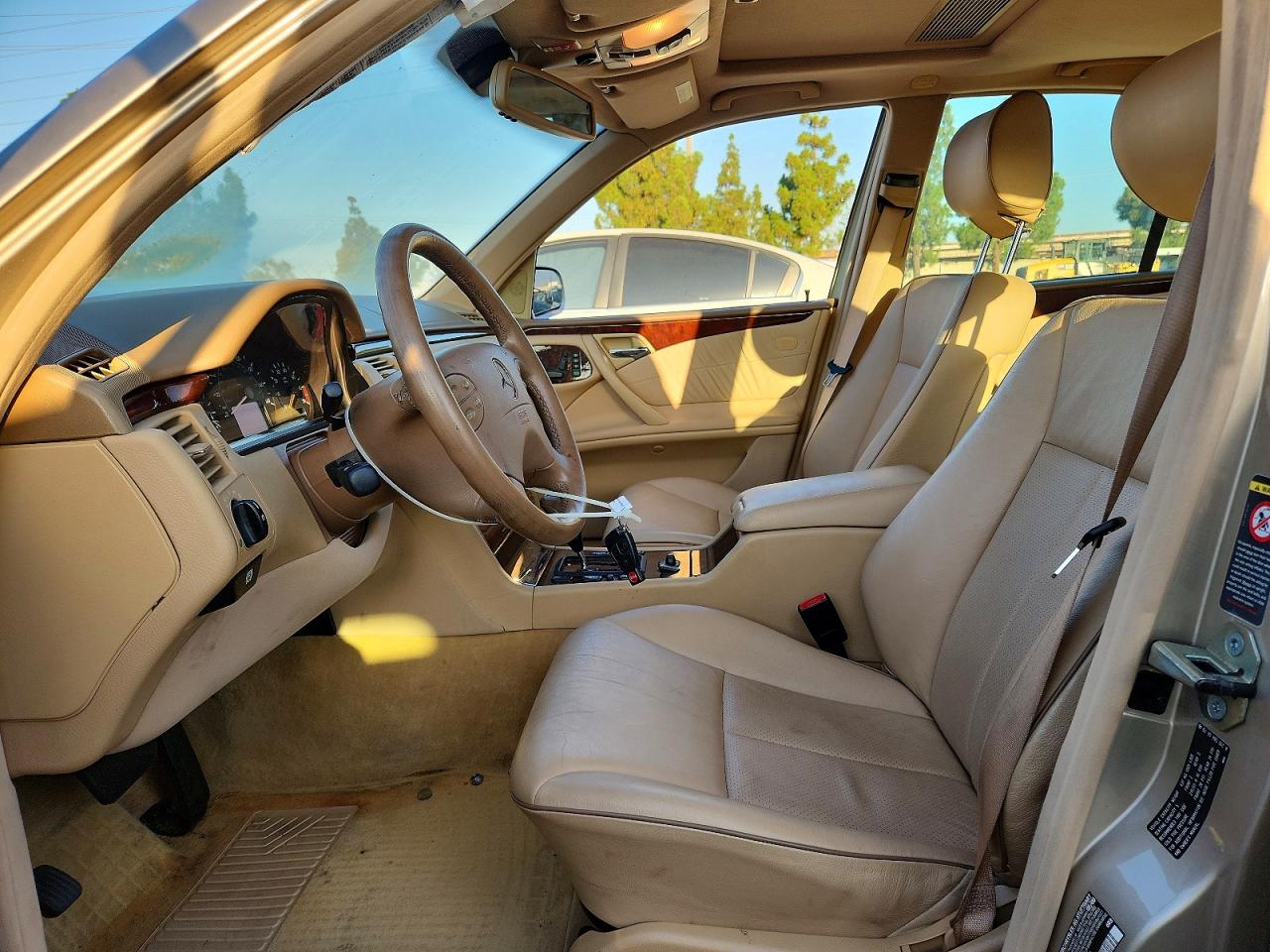 2001 Mercedes-benz E 320 Желто-коричневый vin: WDBJF65J71B166267