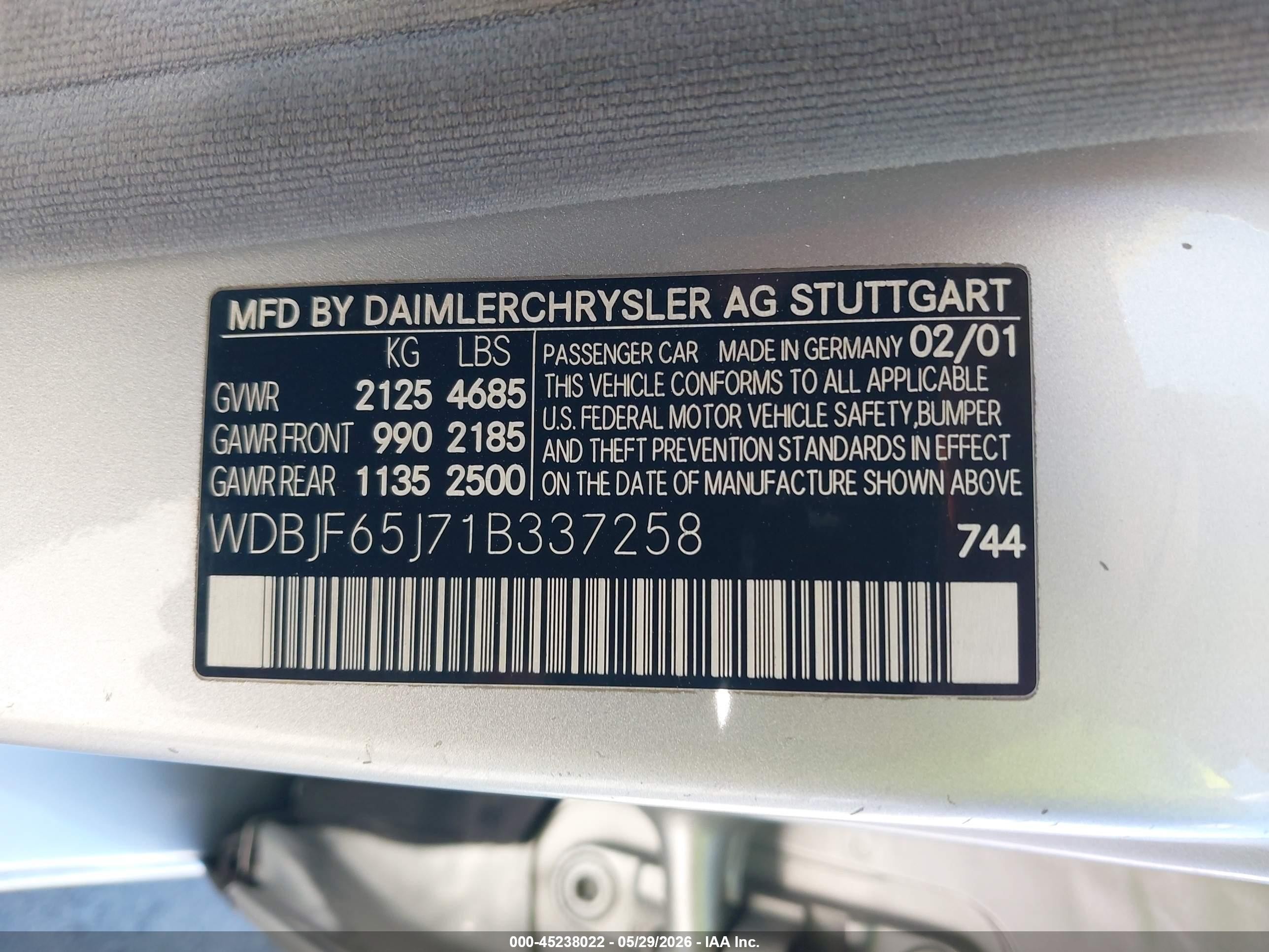 2001 Mercedes-benz E 320   Серебряный vin: WDBJF65J71B337258