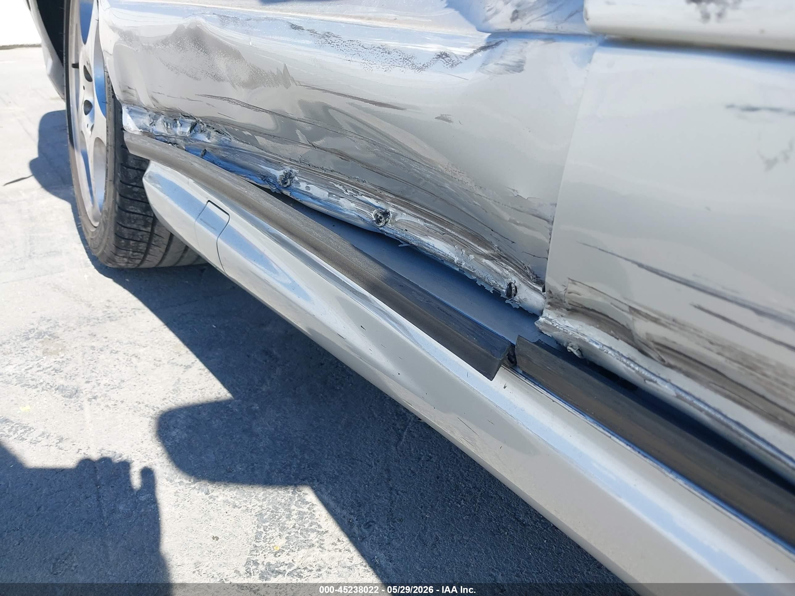 2001 Mercedes-benz E 320   Серебряный vin: WDBJF65J71B337258