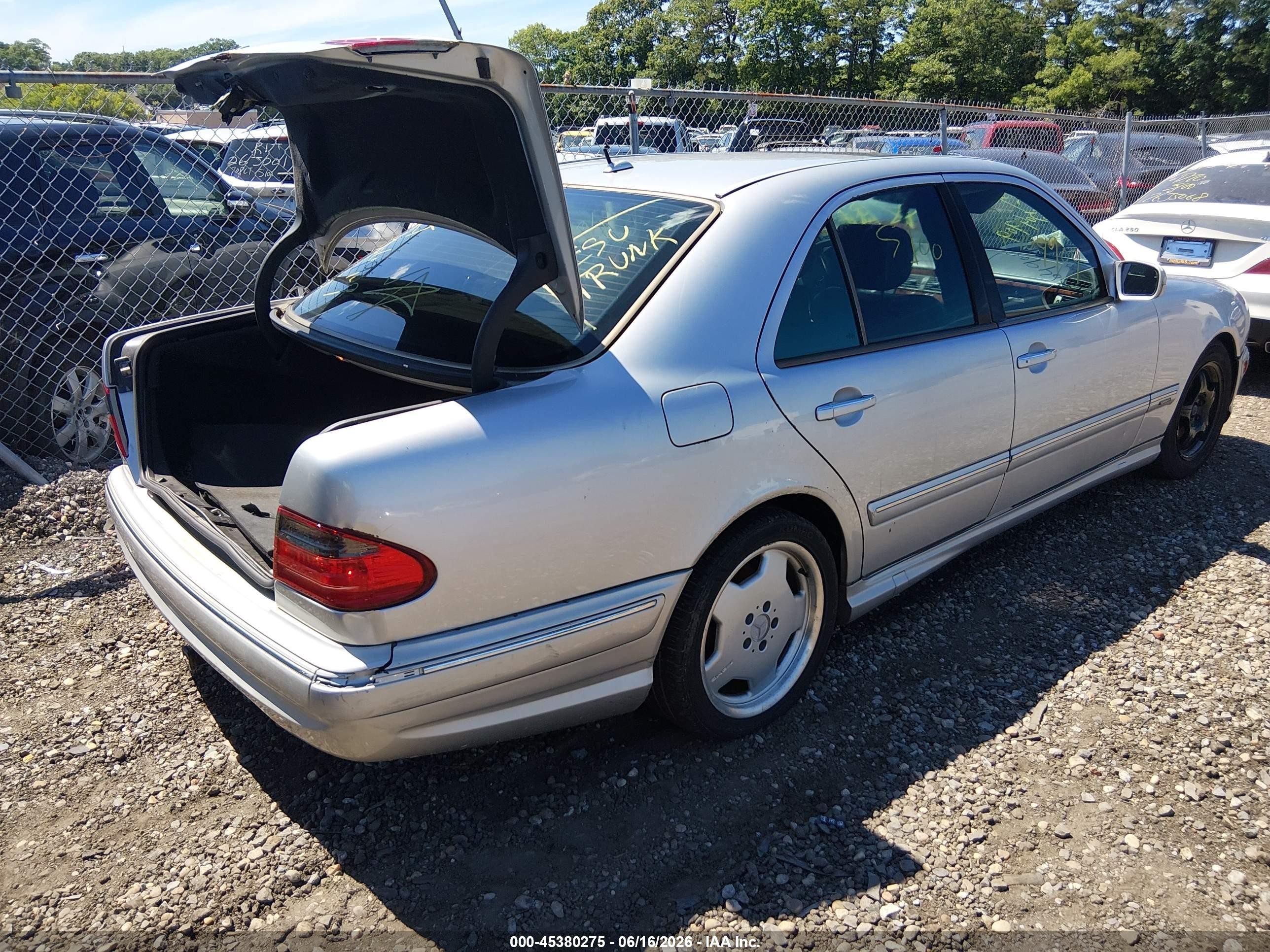 2001 Mercedes-benz E 320   Gray vin: WDBJF65J71B378697