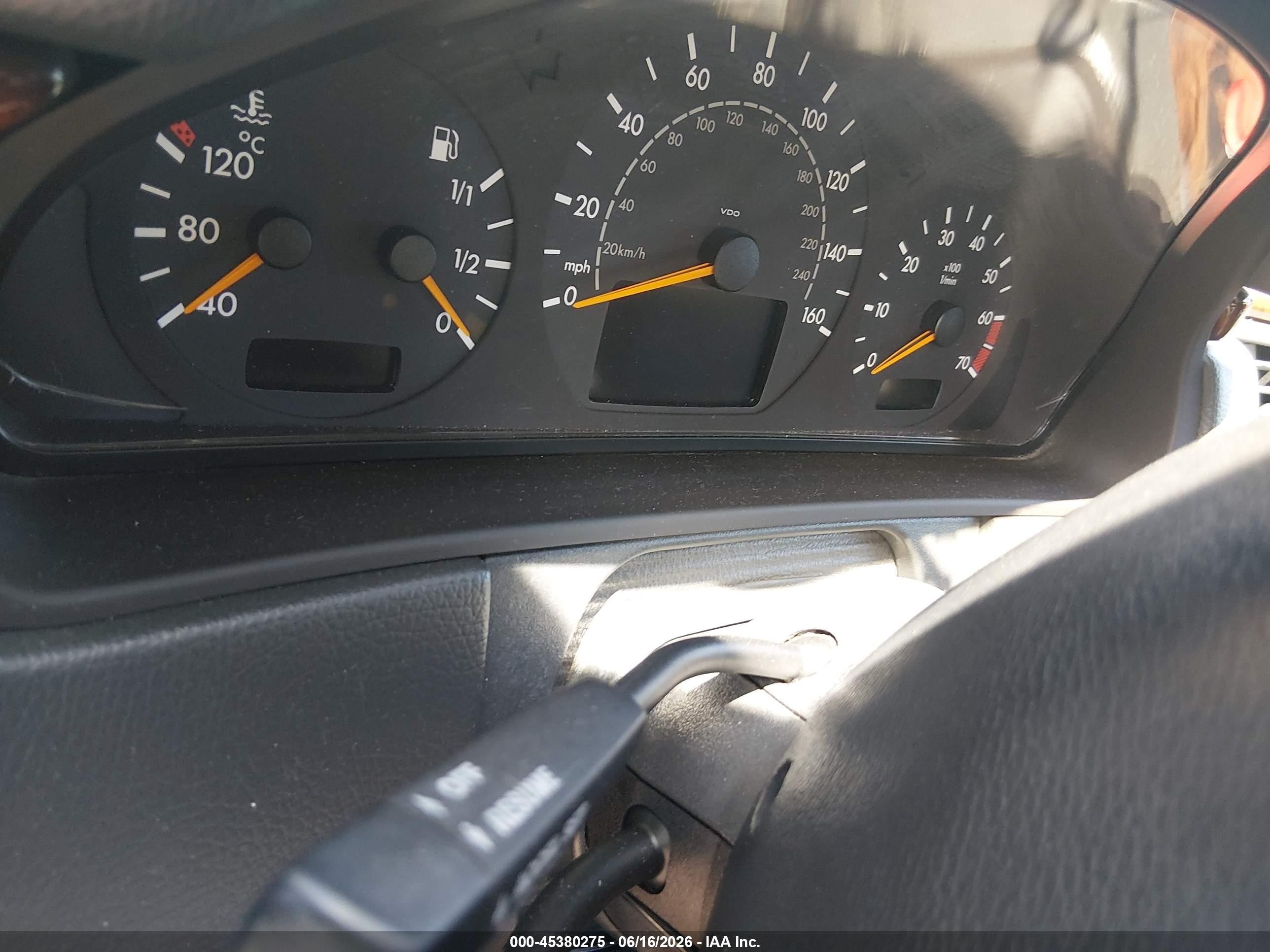 2001 Mercedes-benz E 320   Gray vin: WDBJF65J71B378697