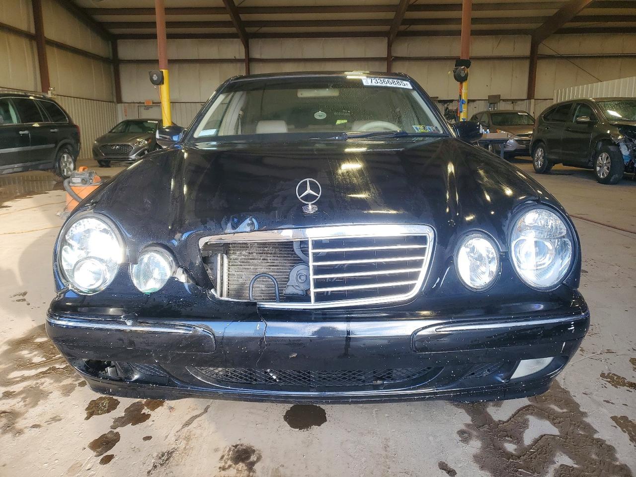 2002 Mercedes-benz E 320 Black vin: WDBJF65J72B417970