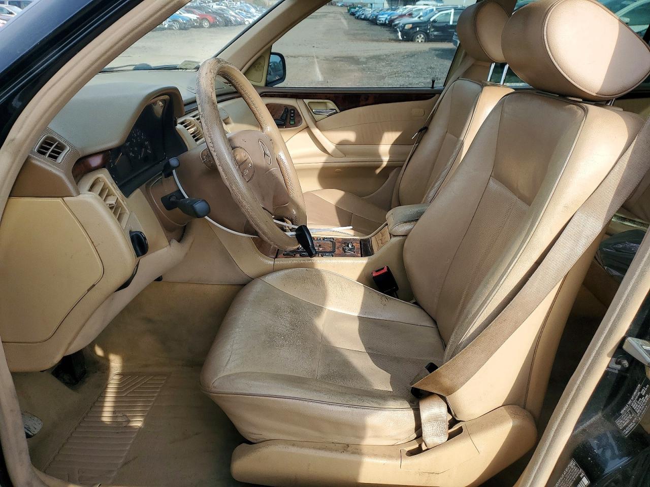 2002 Mercedes-benz E 320 Black vin: WDBJF65J72B417970