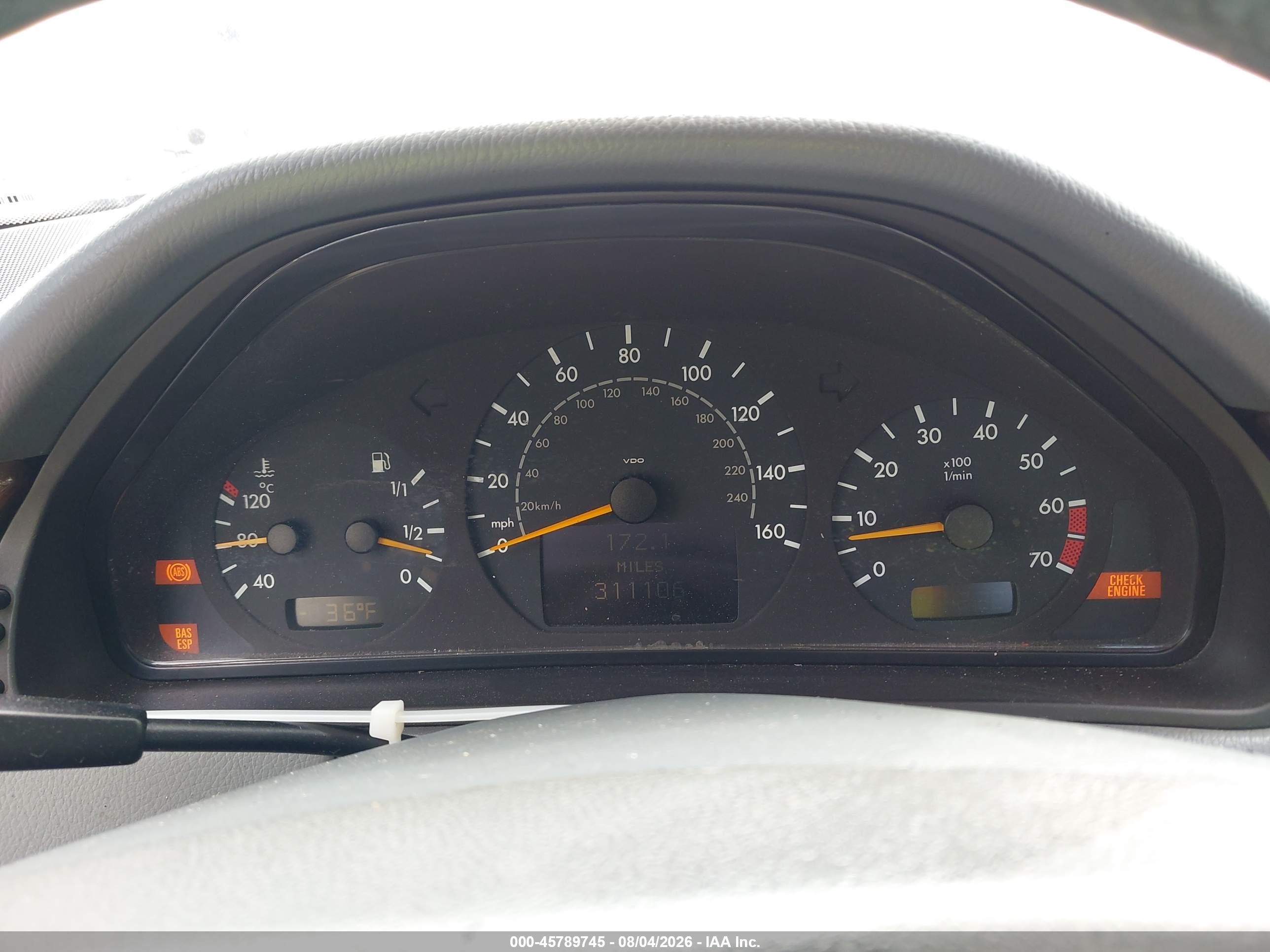 2002 Mercedes-benz E 320 Special Edition Бордовый vin: WDBJF65J72B460978