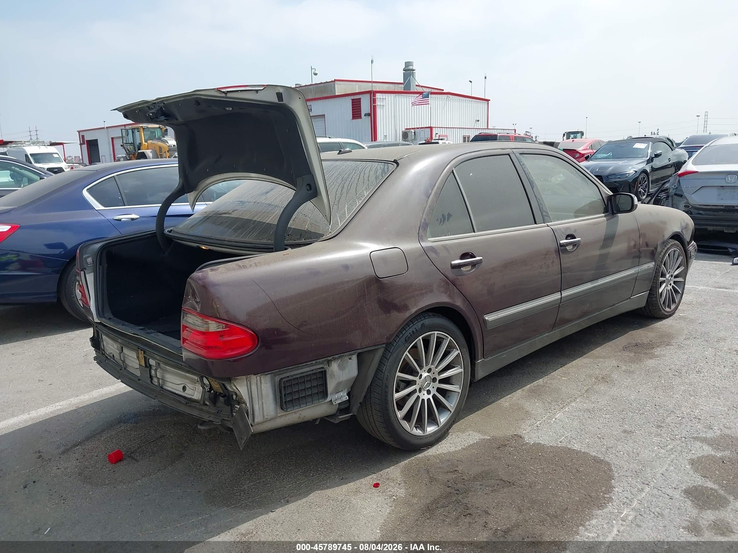 2002 Mercedes-benz E 320 Special Edition Бордовый vin: WDBJF65J72B460978