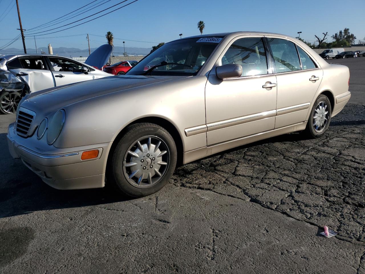2000 Mercedes-benz E 320 Gold vin: WDBJF65J7YB019974