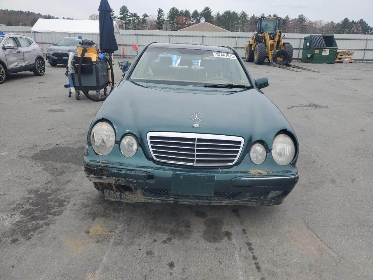2000 Mercedes-benz E 320 Green vin: WDBJF65J7YB069919