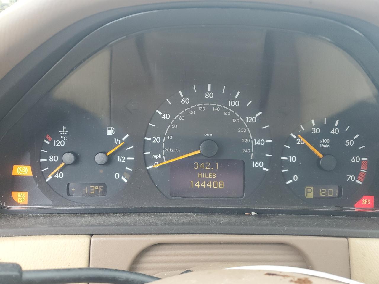 2000 Mercedes-benz E 320 Green vin: WDBJF65J7YB069919