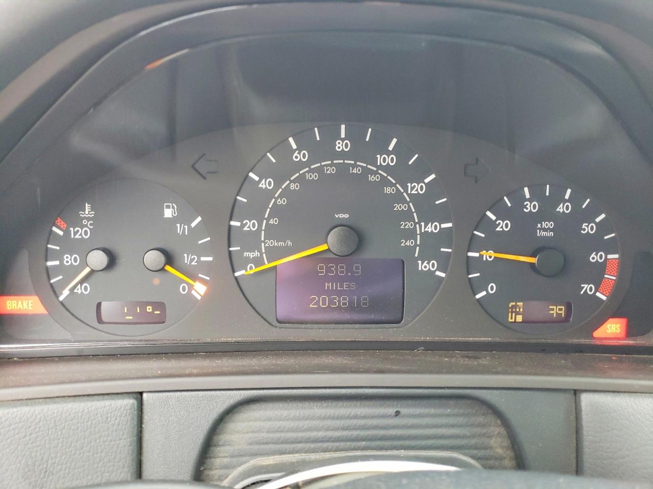 2000 Mercedes Benz E 320 Black vin: WDBJF65J7YB078863