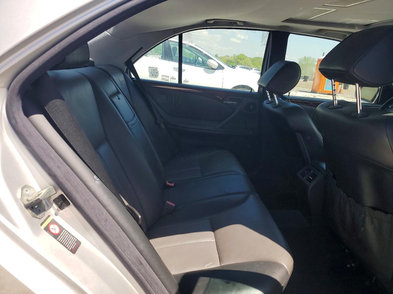 2000 Mercedes-benz E 320 Серебряный vin: WDBJF65J7YB148619