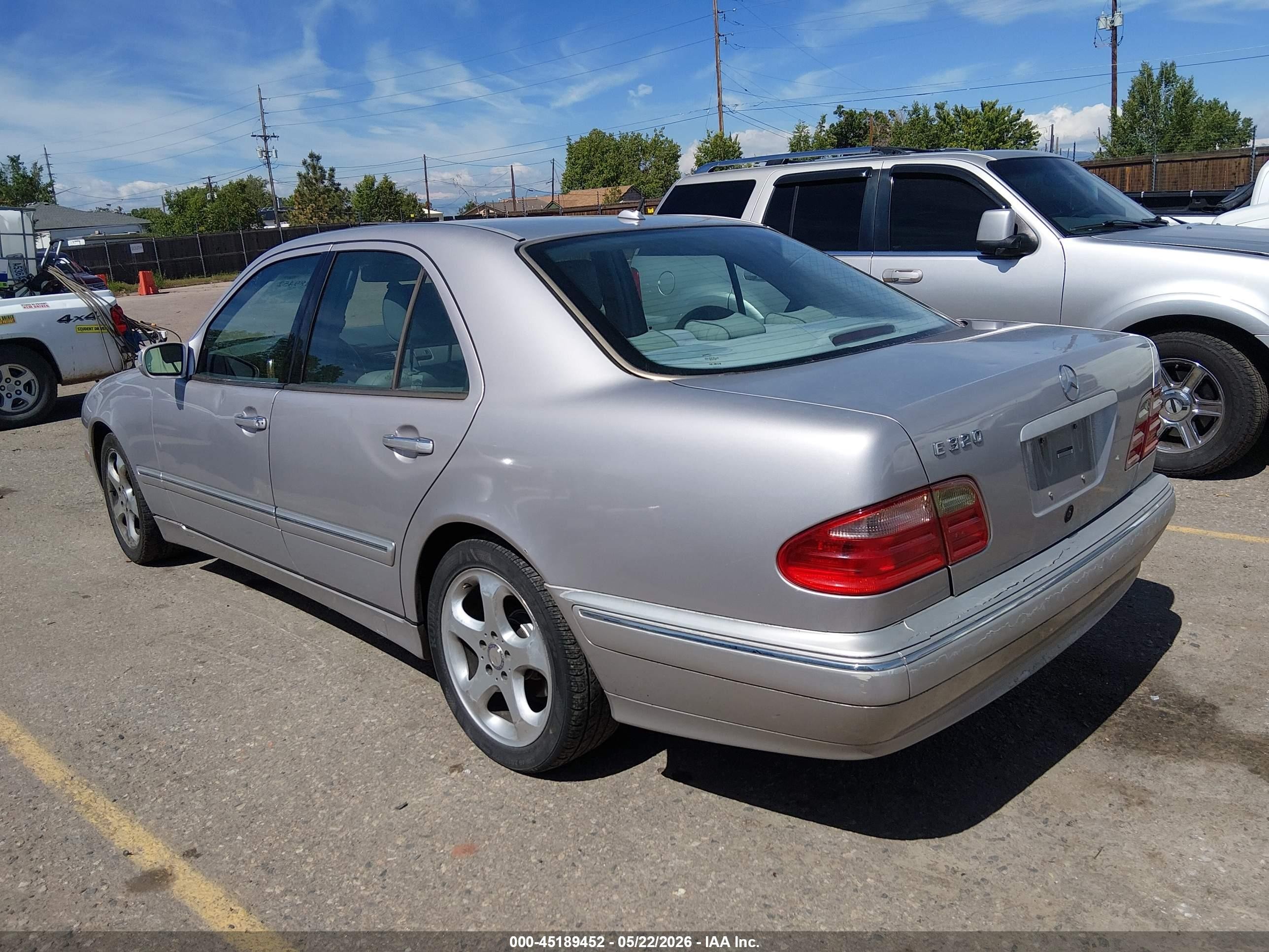 2002 Mercedes-benz E 320 Special Edition Серебряный vin: WDBJF65J82B484772