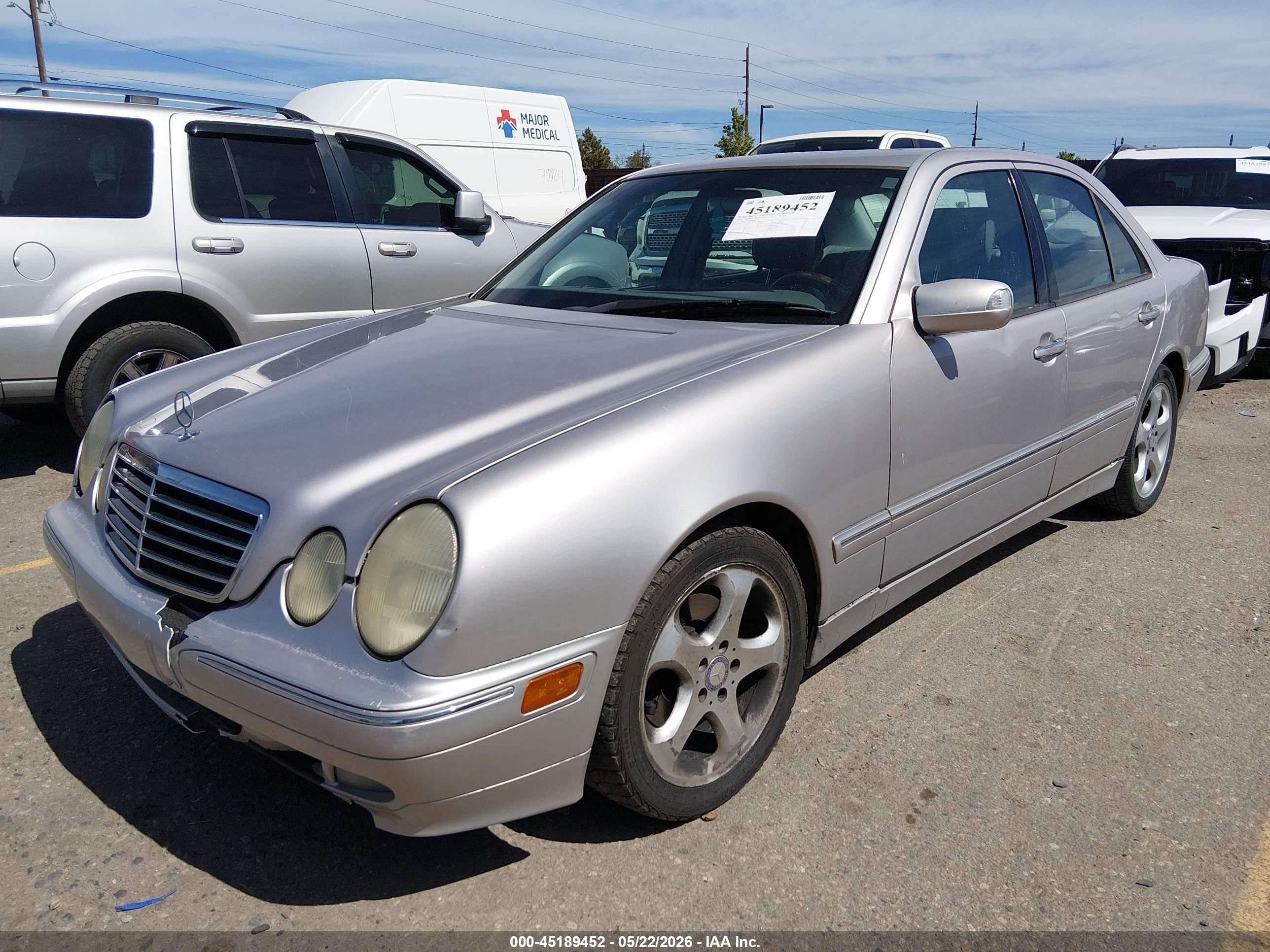 2002 Mercedes-benz E 320 Special Edition Серебряный vin: WDBJF65J82B484772