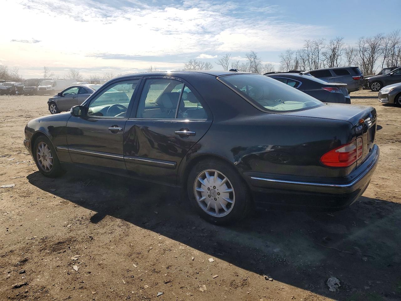 2001 Mercedes-benz E-class 320 Black vin: WDBJF65J91B322566