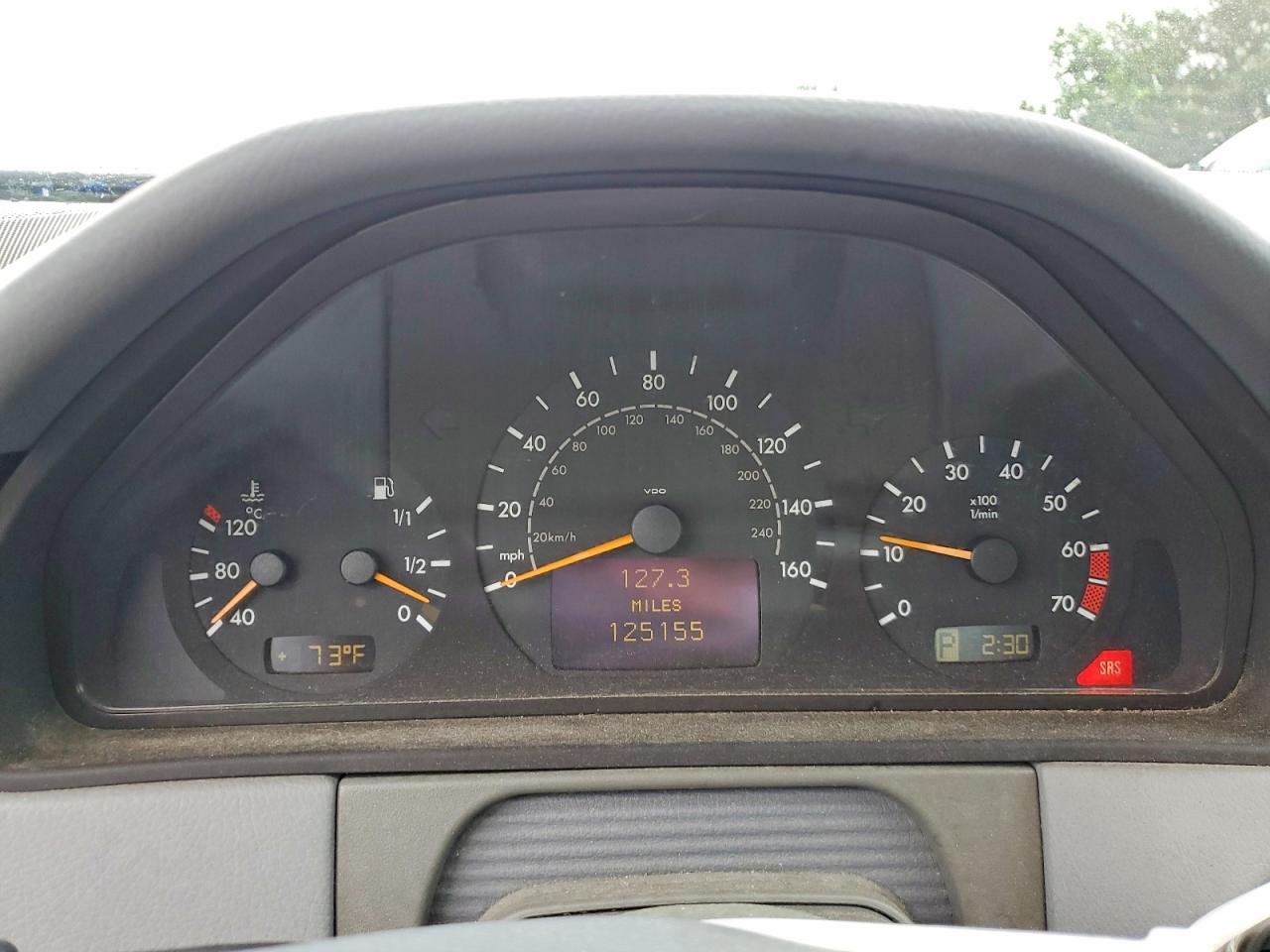 2002 Mercedes-benz E 320 Silver vin: WDBJF65J92B500803