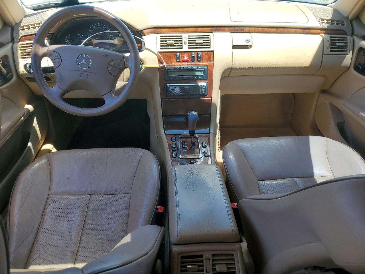 2000 Mercedes-benz E 320 Black vin: WDBJF65J9YA997981