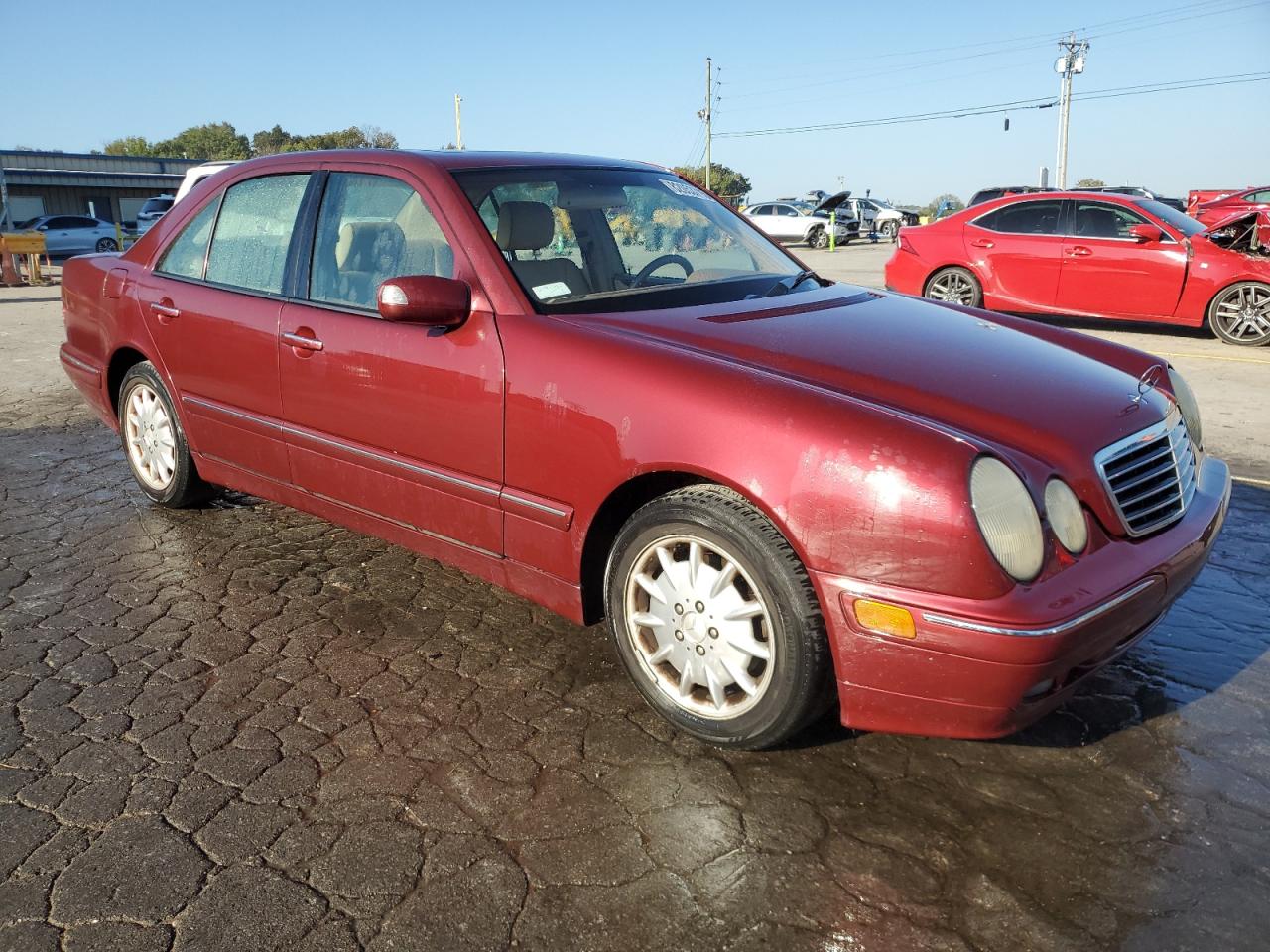 2000 Mercedes-benz E 320 Maroon vin: WDBJF65J9YB066181