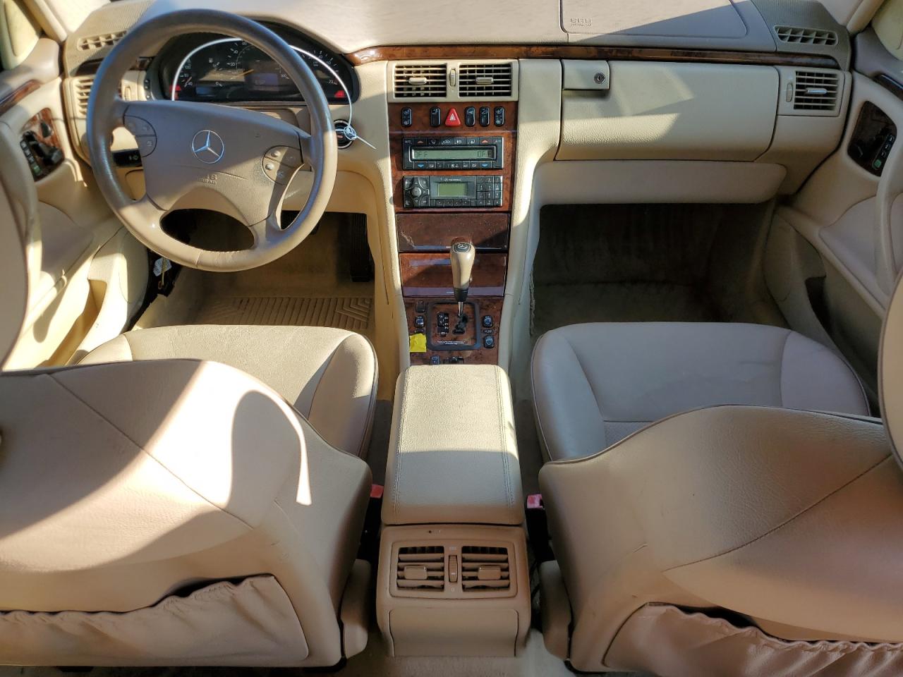 2000 Mercedes-benz E 320 Maroon vin: WDBJF65J9YB066181